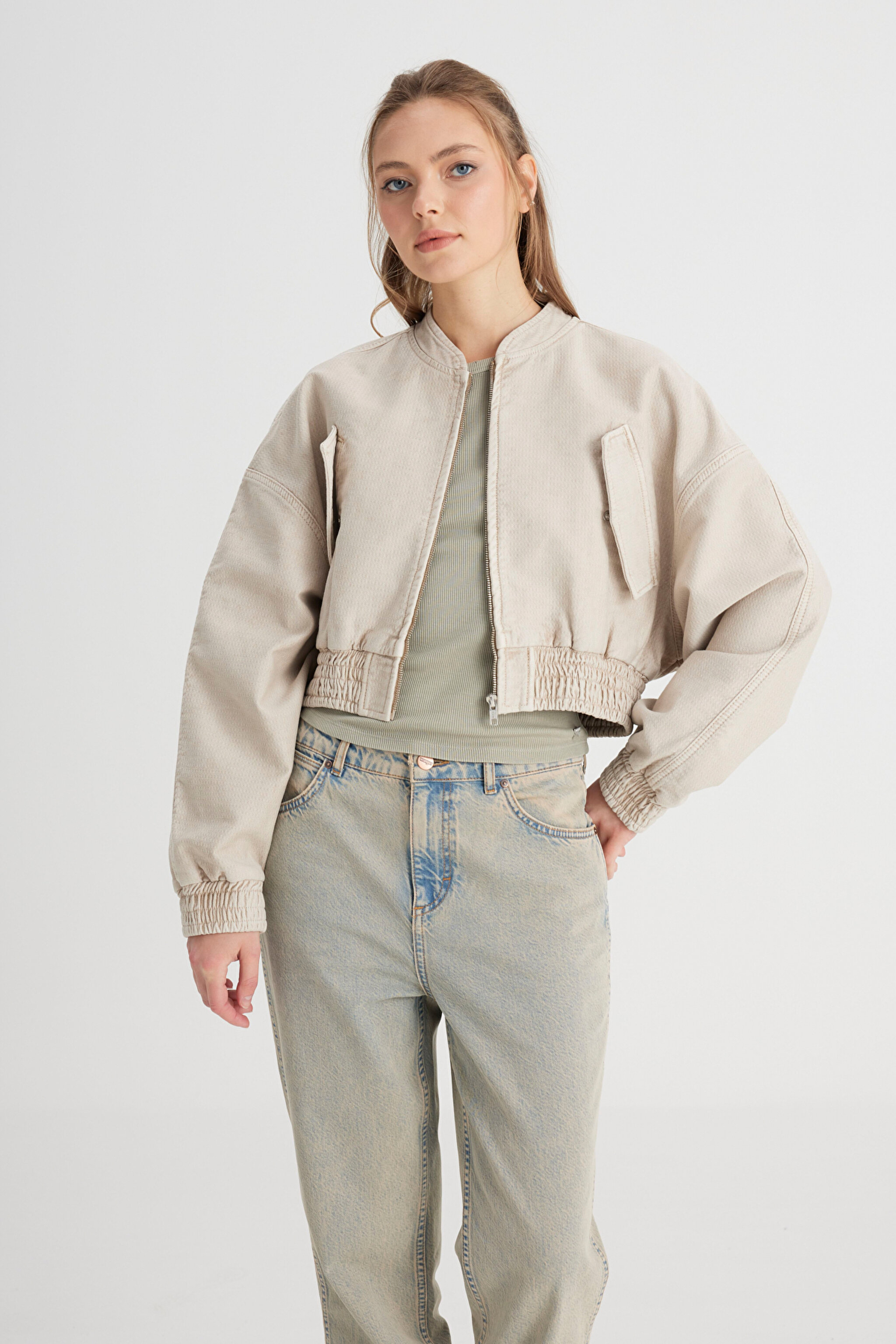 Slim Fit Dar Kesim Bisiklet Yaka %100 Pamuk Bej Bomber Ceket - Beige-W241606614