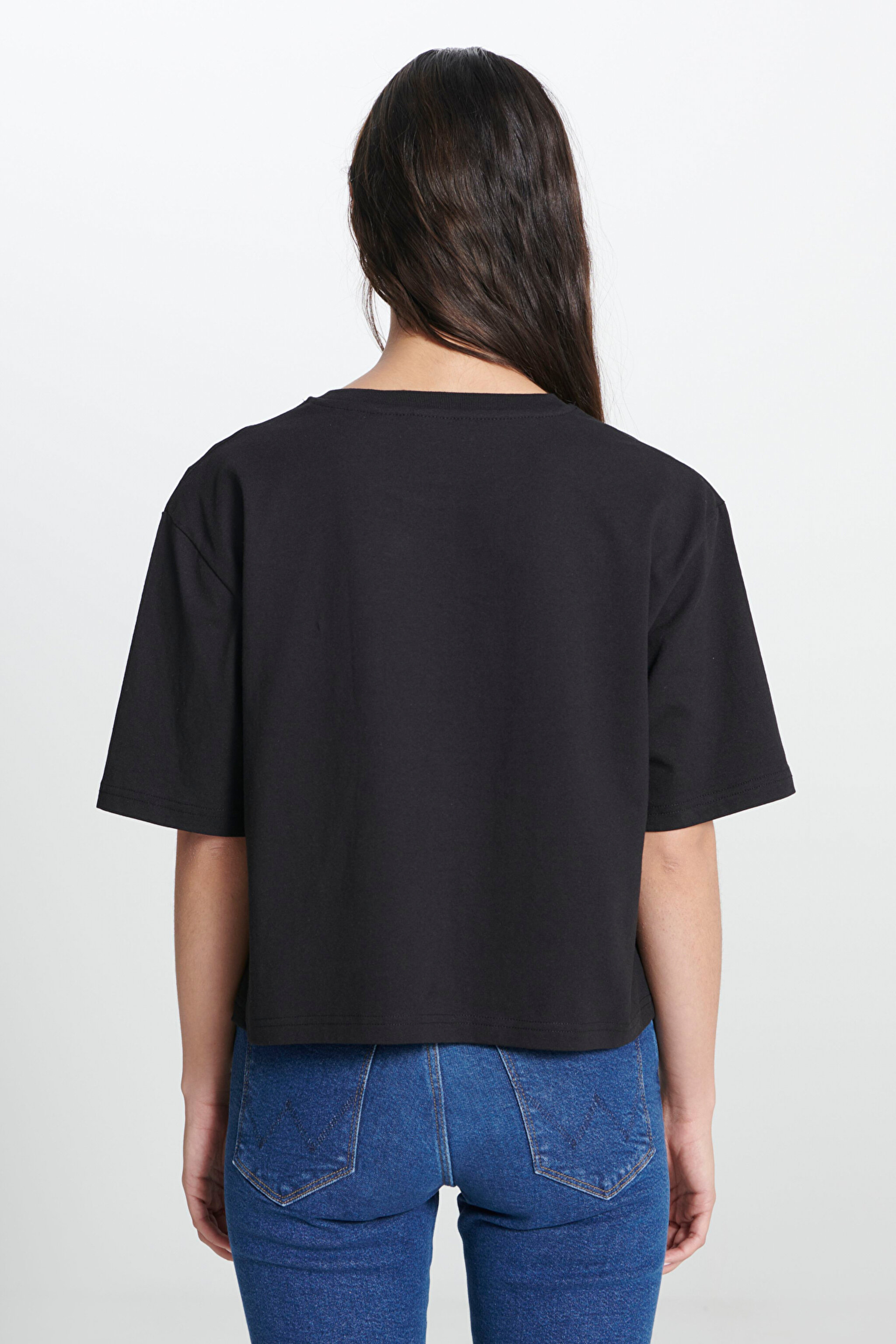 Relaxed Fit Geniş Kesim Bisiklet Yaka %100 Pamuk Siyah Tişört - Black-W241608001 (görsel 5)