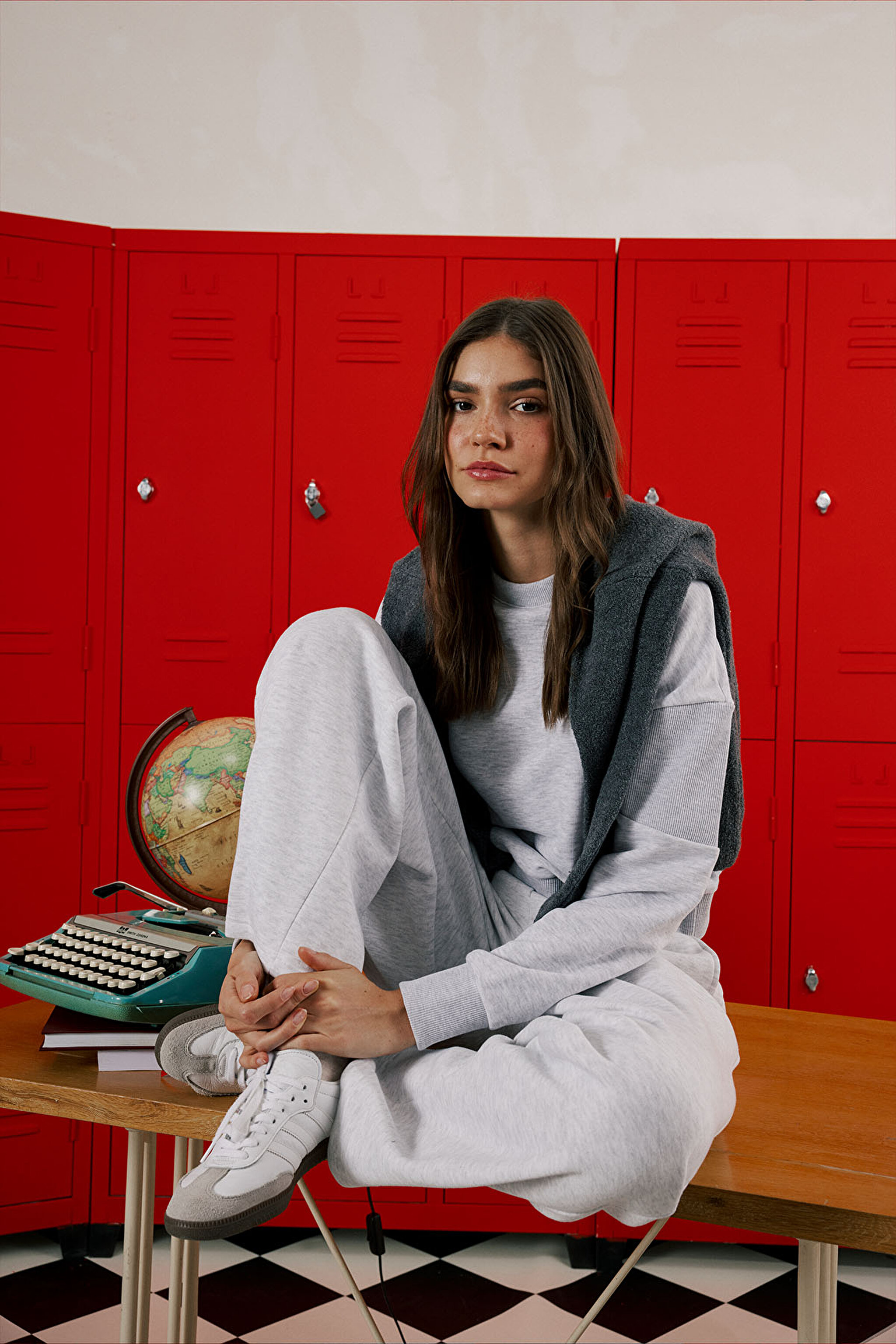 Relaxed Fit Geniş Kesim Bisiklet Yaka Gri Melanj Sweatshirt