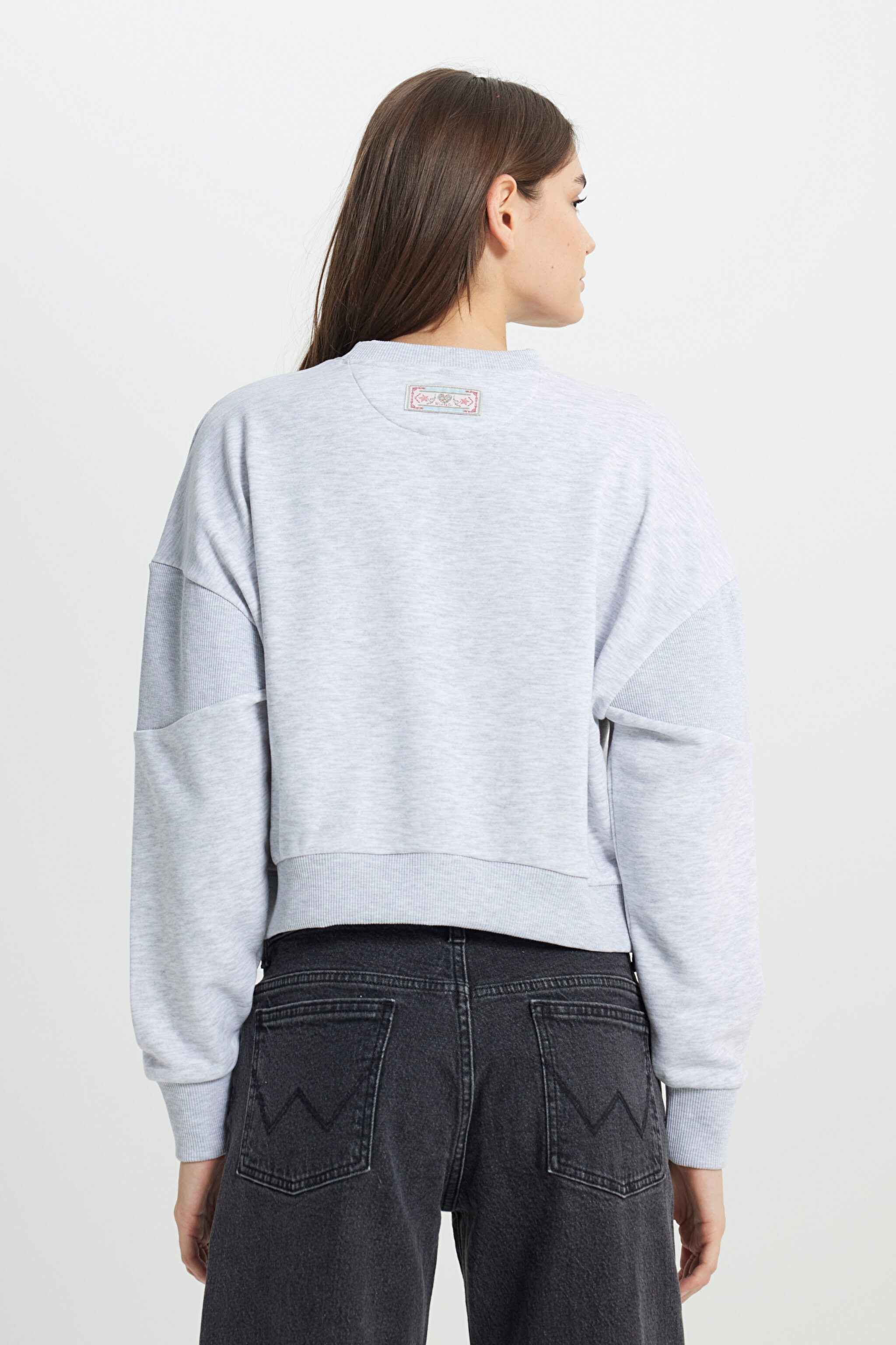 Relaxed Fit Geniş Kesim Bisiklet Yaka Gri Melanj Sweatshirt - Gray Melange-W242451036 (görsel 7)