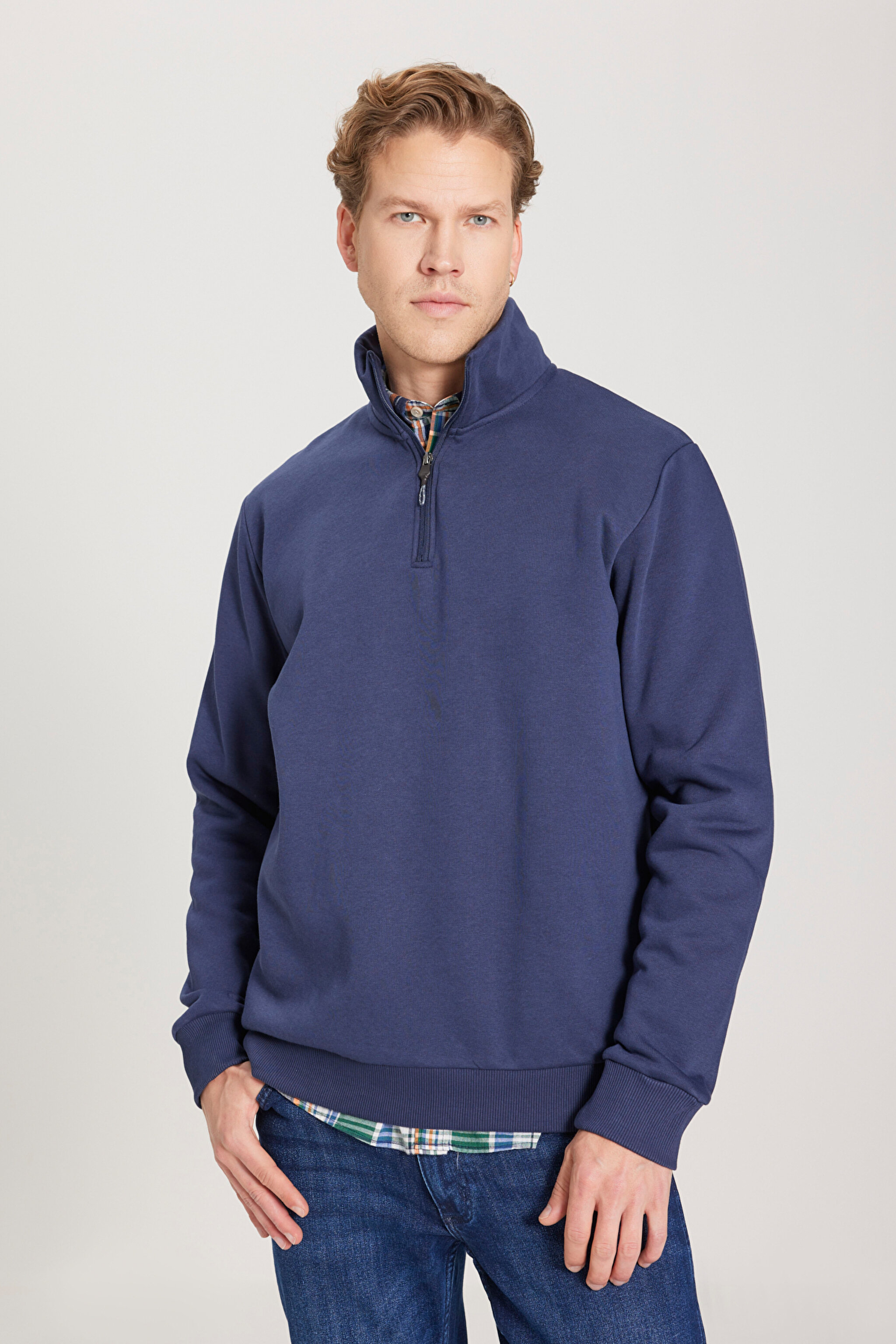 Regular Fit Normal Kesim Fermuarlı Yaka İçi Polarlı Lacivert Sweatshirt - Navy-W242471410 (görsel 2)