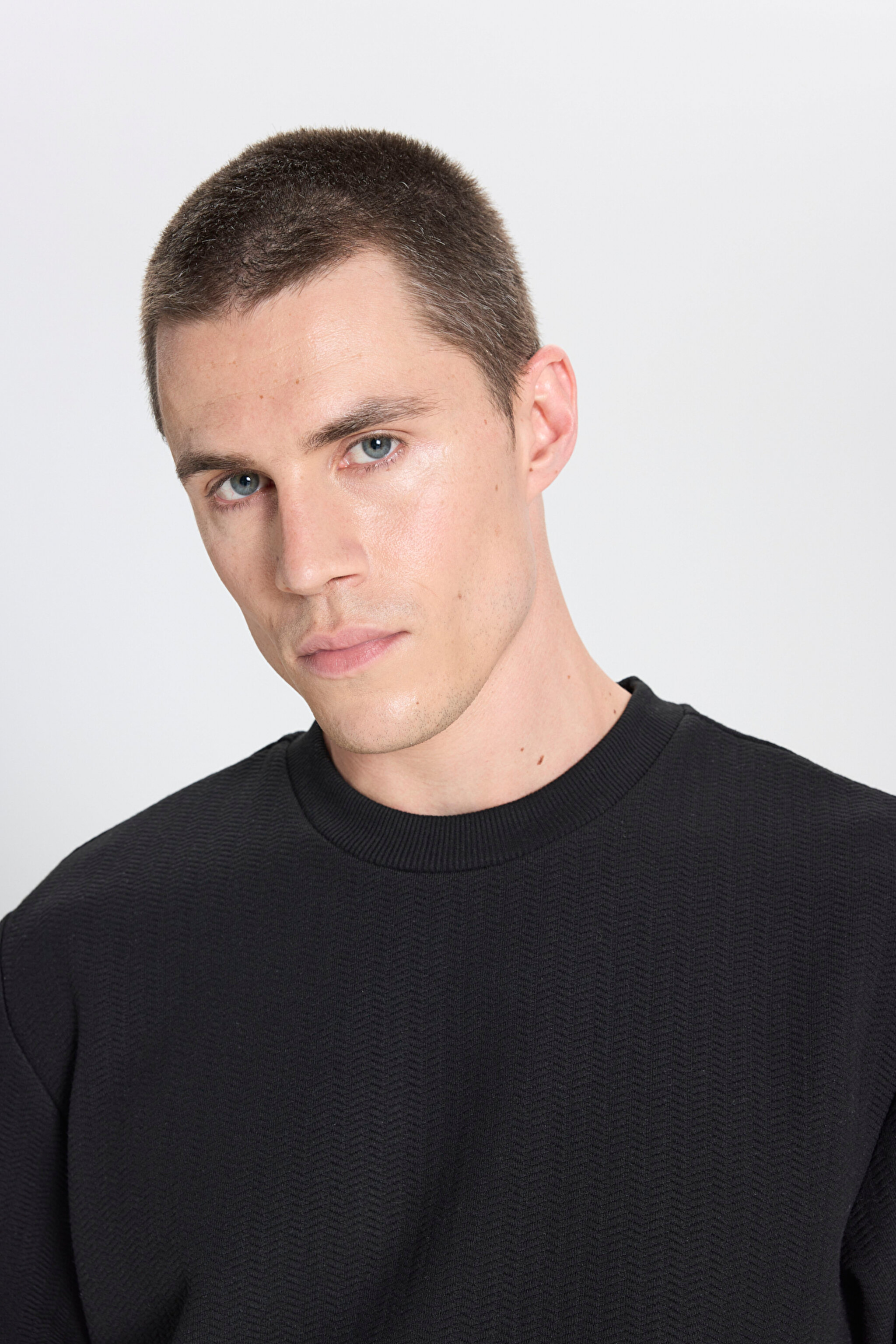Regular Fit Normal Kesim Bisiklet Yaka Siyah Sweatshirt - Black-W242593001 (görsel 4)