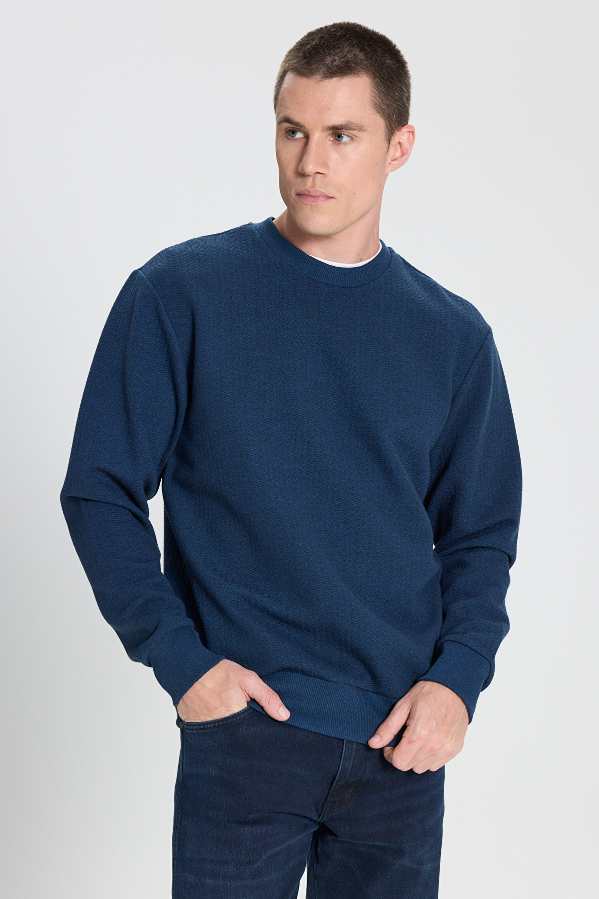 Regular Fit Normal Kesim Bisiklet Yaka Lacivert Sweatshirt - Navy-W242593410 (görsel 2)