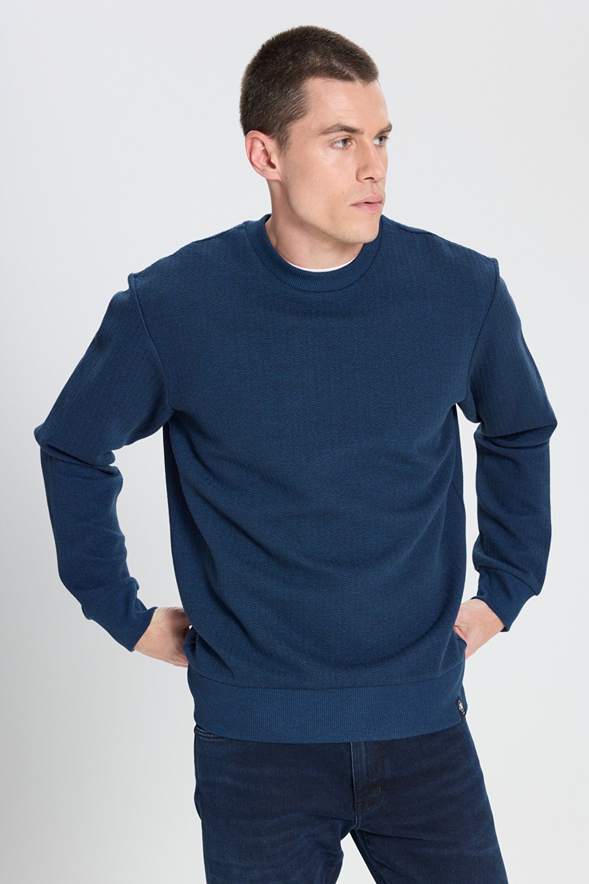 Regular Fit Normal Kesim Bisiklet Yaka Lacivert Sweatshirt - Navy-W242593410 (görsel 3)