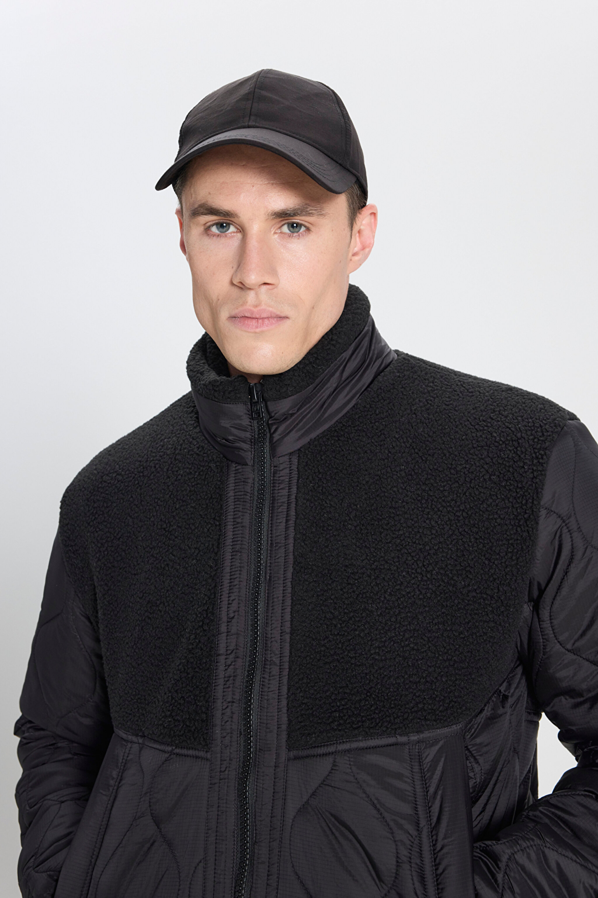 Regular Fit Normal Kesim Sherpa Detaylı Siyah Kapitone Mont - Black-W242644001 (görsel 5)