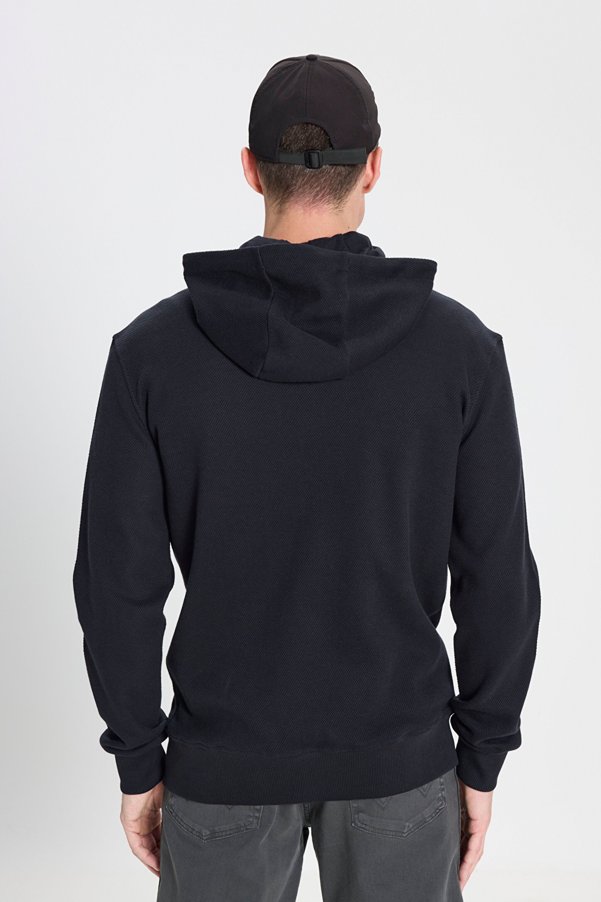Regular Fit Normal Kesim Kapüşonlu %100 Pamuk Sweatshirt Ceket - Black-W242664001 (görsel 4)