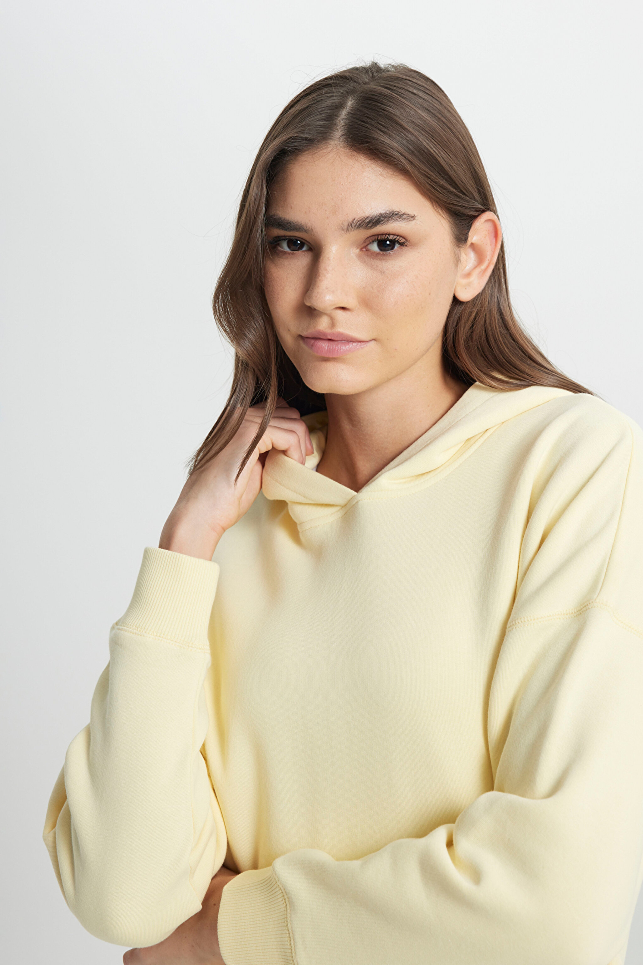 Loose Fit Rahat Kesim Kapüşonlu İçi Polarlı Sarı Sweatshirt - Yellow-W242706200 (görsel 5)