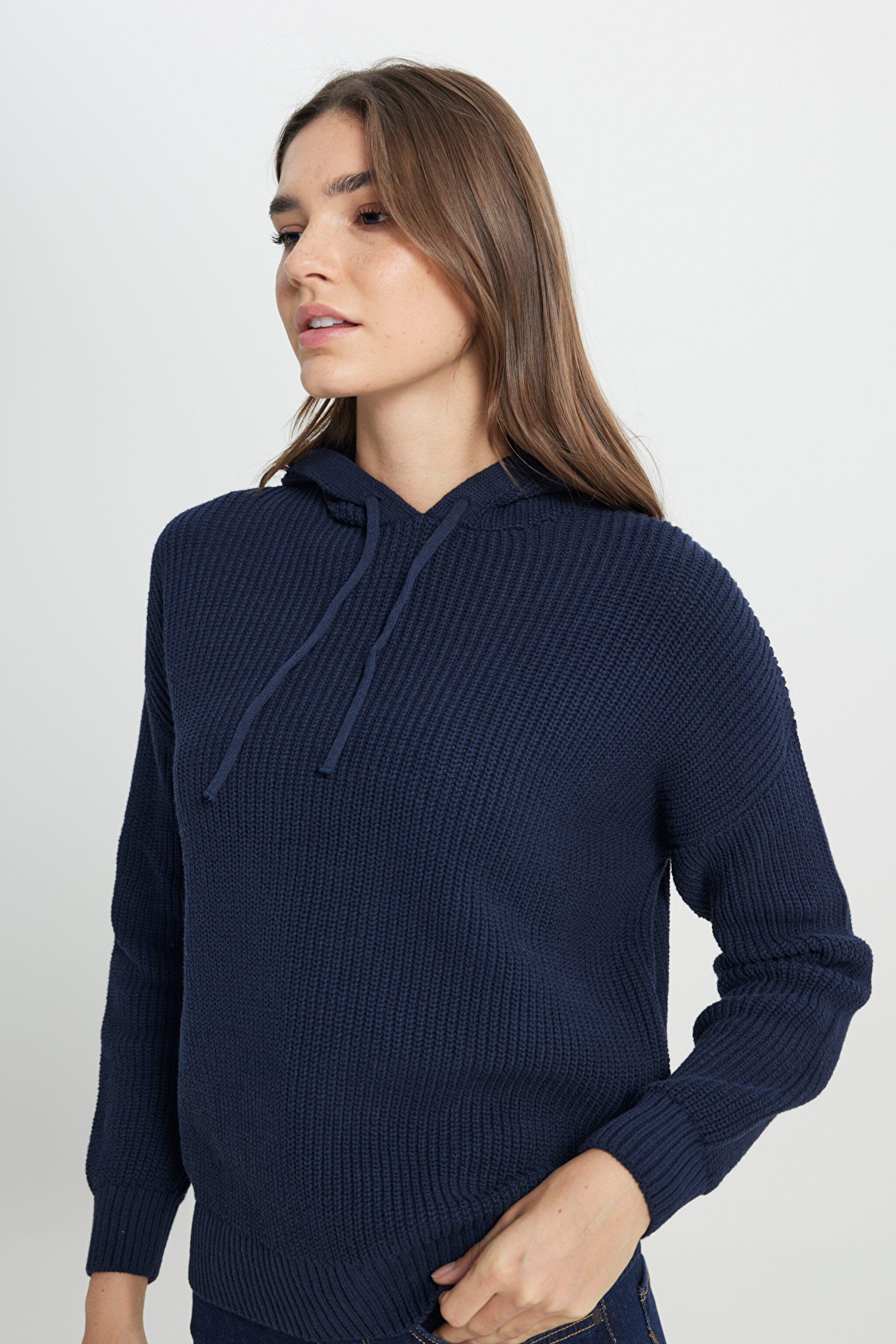 Relaxed Fit Geniş Kesim Kapüşonlu Lacivert Triko Kazak - Navy-W242711410 (görsel 4)