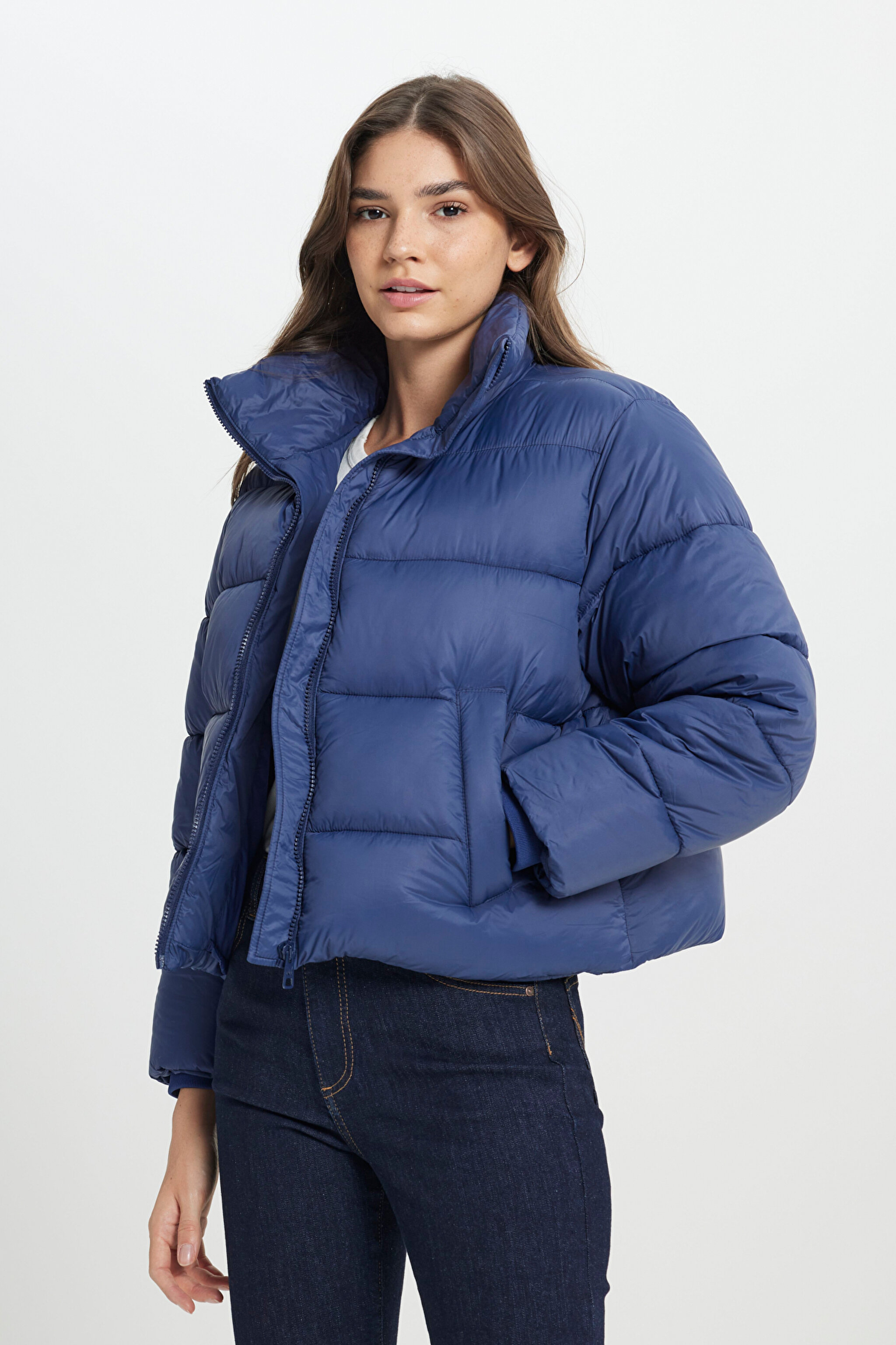 Loose Fit Rahat Kesim Lacivert Şişme Mont - Navy-W242720410 (görsel 2)