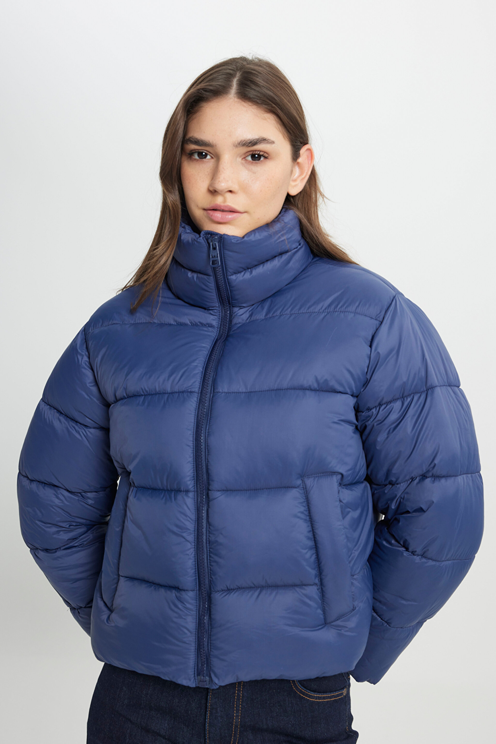 Loose Fit Rahat Kesim Lacivert Şişme Mont - Navy-W242720410 (görsel 6)