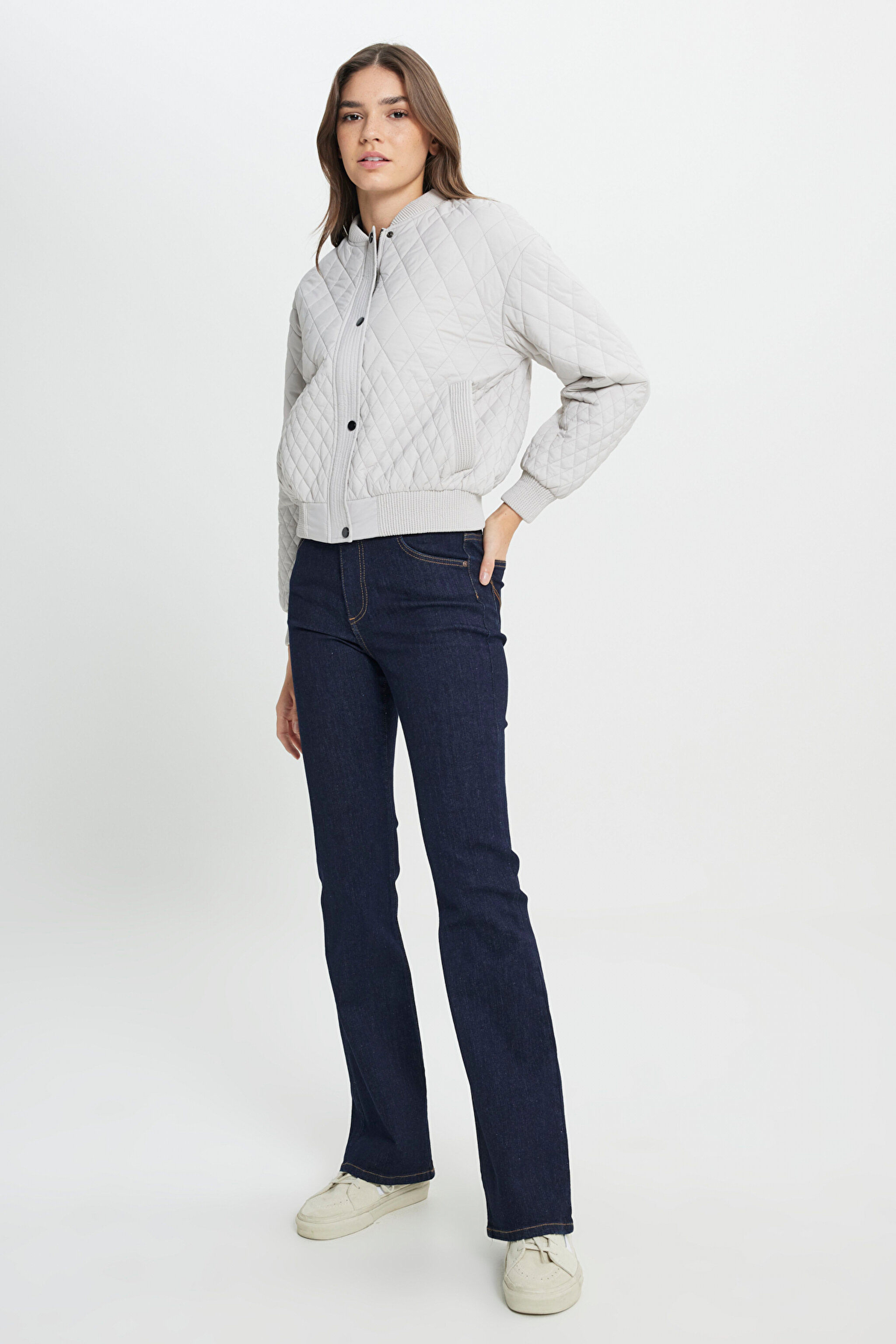 Loose Fit Rahat Kesim Kapitone Detaylı Gri Bomber Ceket - Gray-W242741035 (görsel 4)