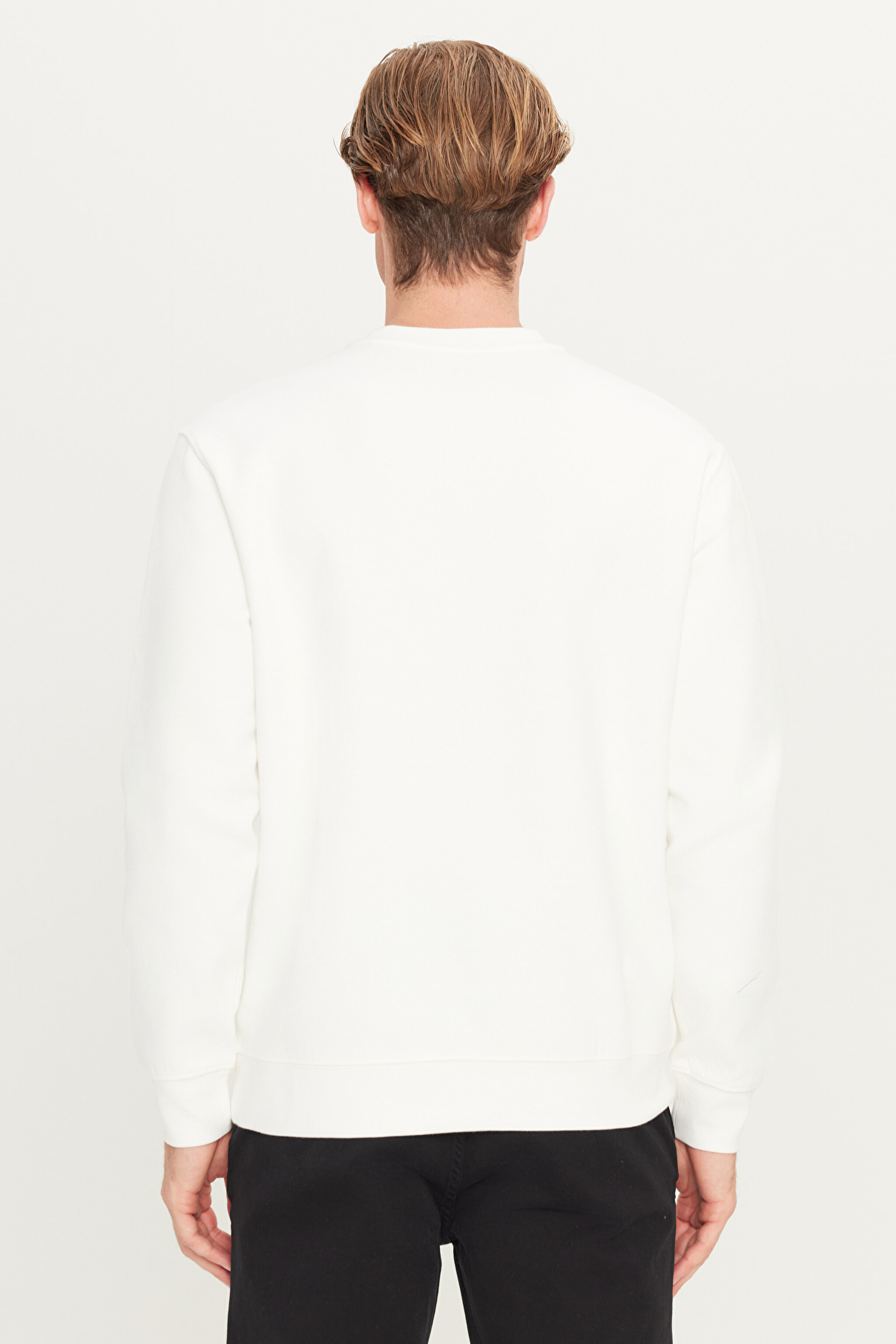 Regular Fit Normal Kesim Bisiklet Yaka Kırık Beyaz Sweatshirt - Worn White-W242792W02 (görsel 6)