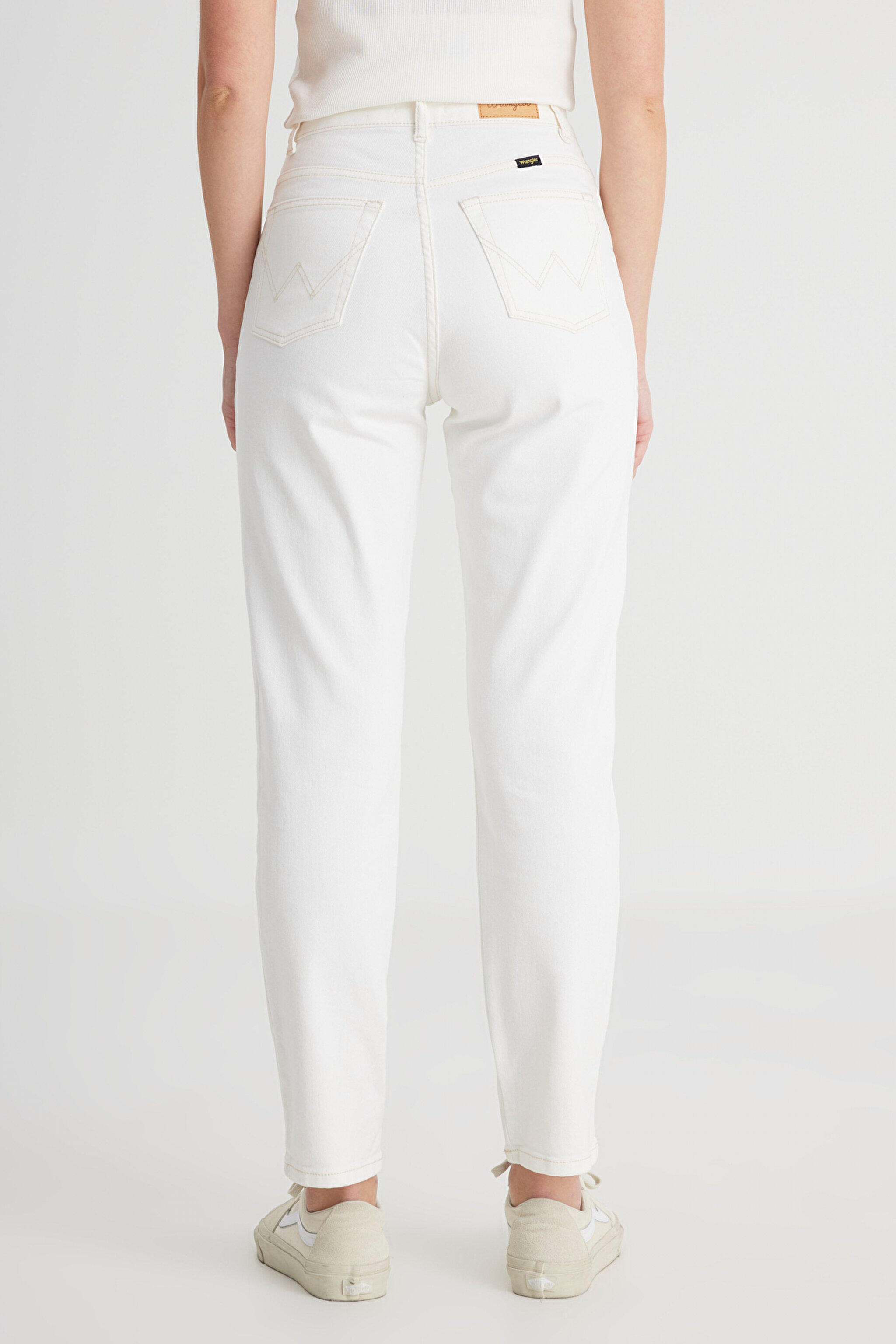 Mom Fit Yüksek Bel Dar Paça Beyaz Esnek Jean Kot Pantolon
