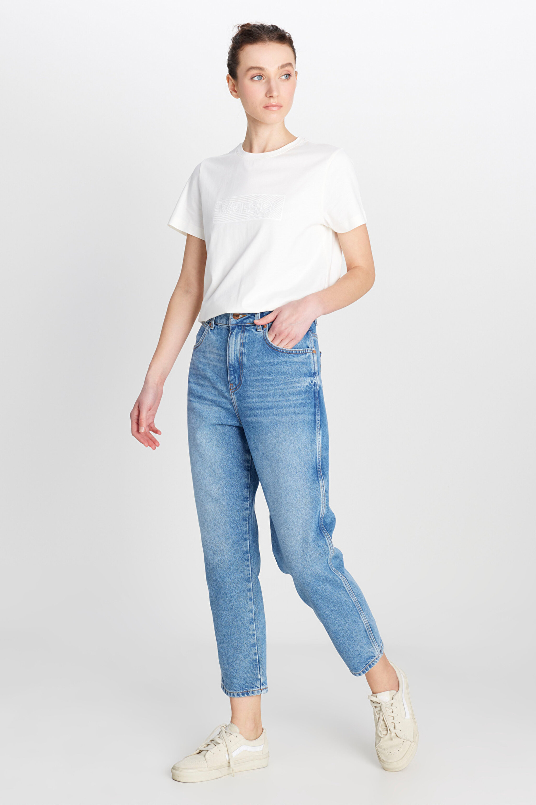 %100 Pamuk Mom Fit Yüksek Bel Mavi Jean Denim Pantolon - Mid Blue-W246027XT (görsel 2)