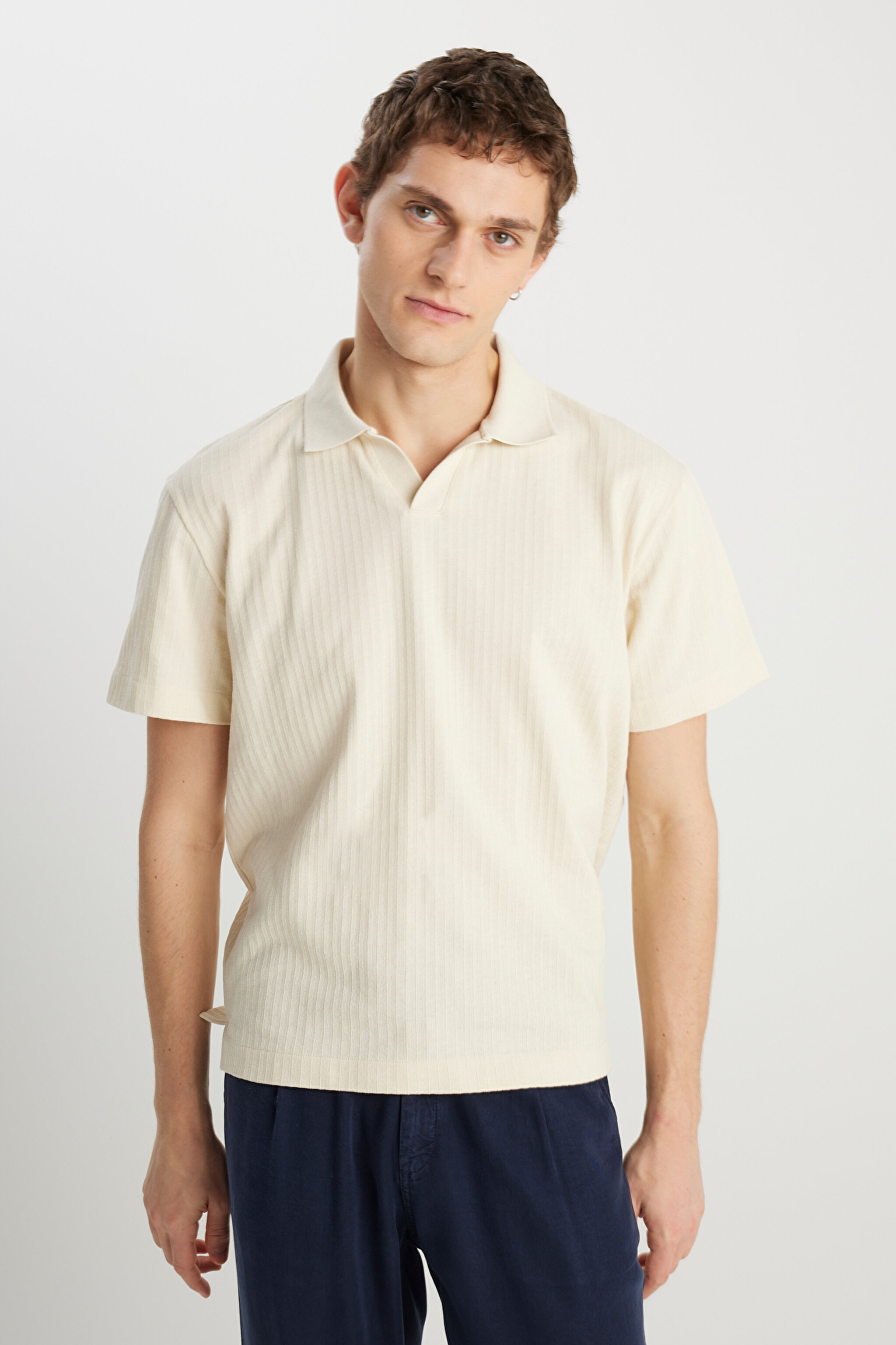 Relaxed Fit Geniş Kesim Açık Sarı Polo Yaka Tişört