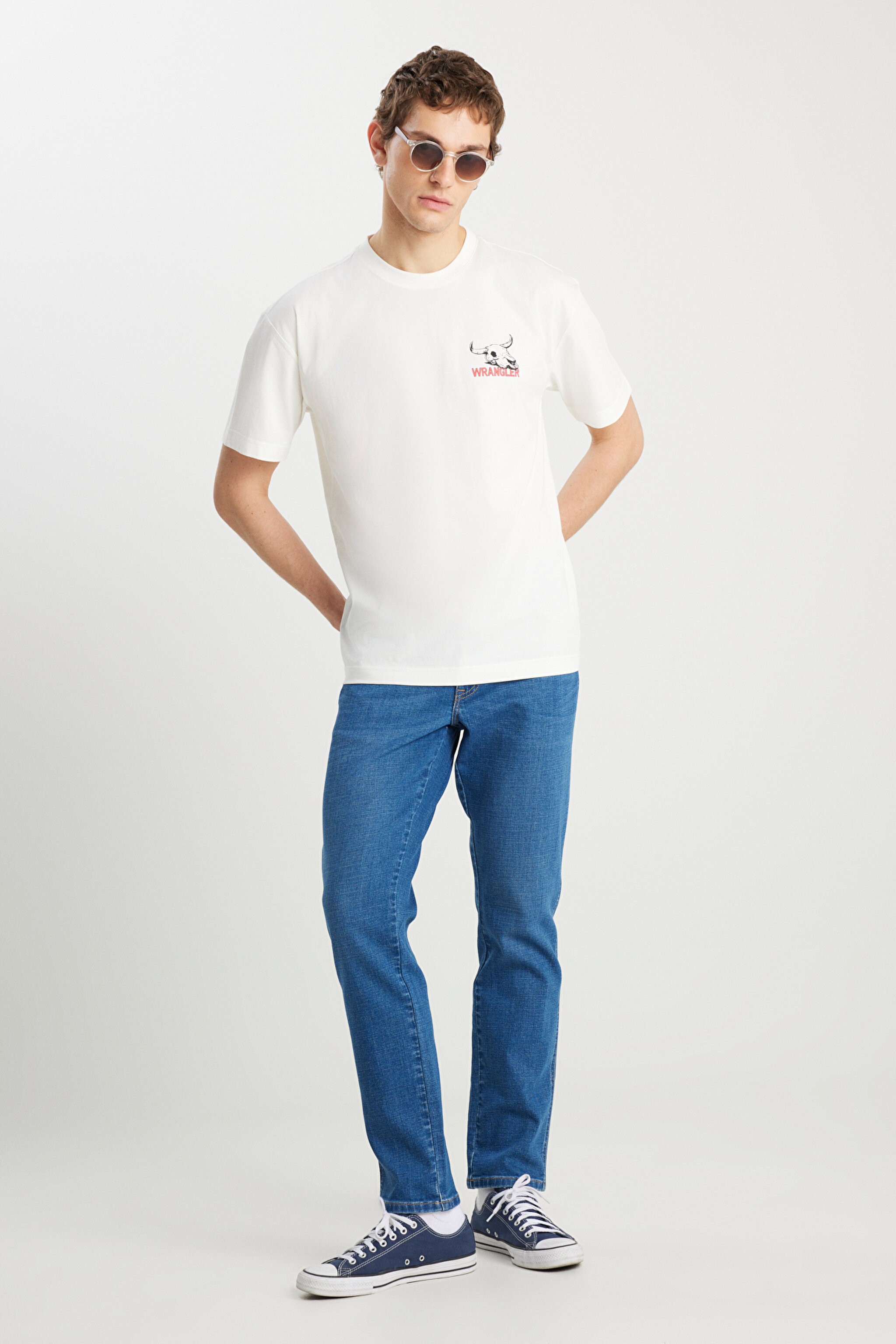 %100 Pamuk Relaxed Fit Geniş Kesim Bisiklet Yaka Kırık Beyaz Tişört - Off White-W2510531102 (görsel 3)