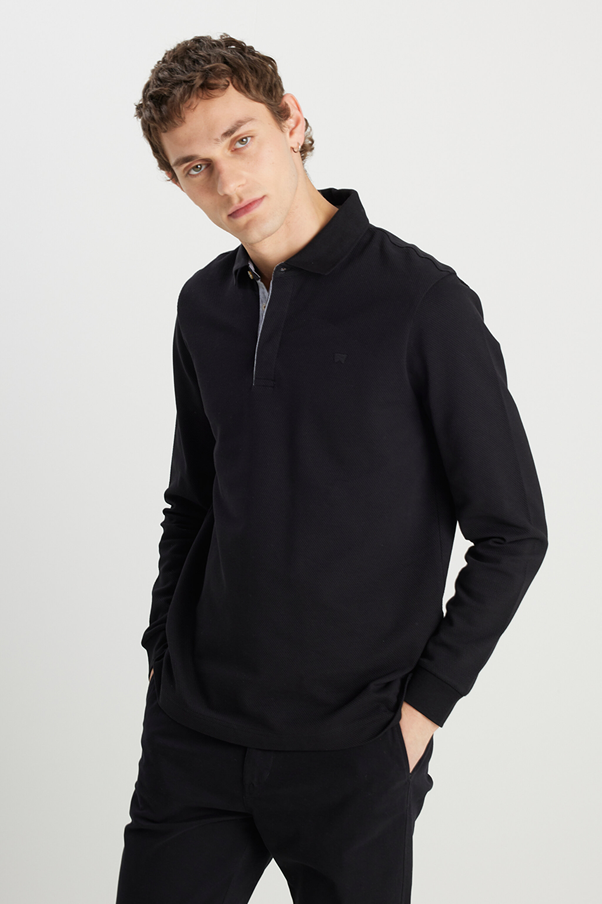 Regular Fit Normal Kesim Uzun Kollu Pamuklu Siyah Polo Yaka Tişört