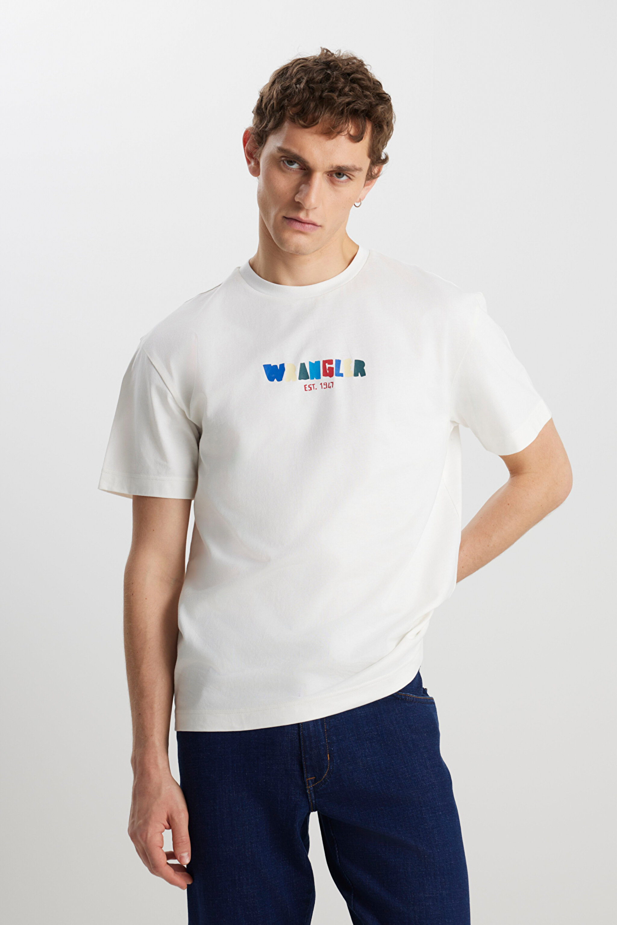 %100 Pamuk Relaxed Fit Geniş Kesim Bisiklet Yaka Ekru Tişört - Off White-W2510719102