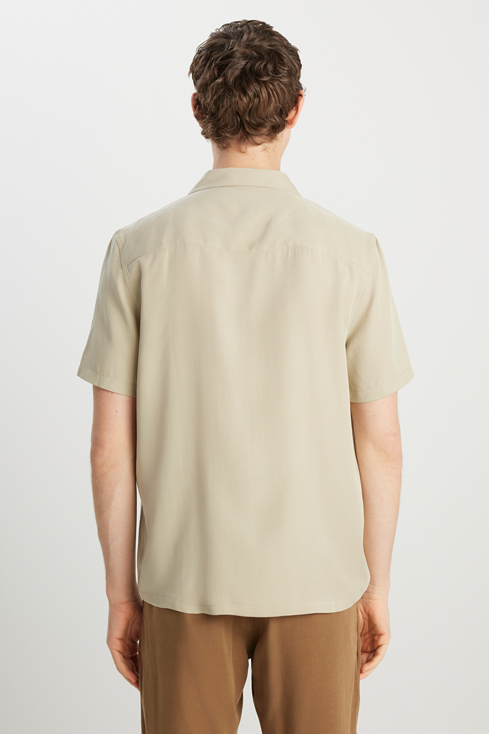 Relaxed Fit Geniş Kesim Yumuşak Dokulu Bej Gömlek - Beige-W2510722614 (görsel 6)