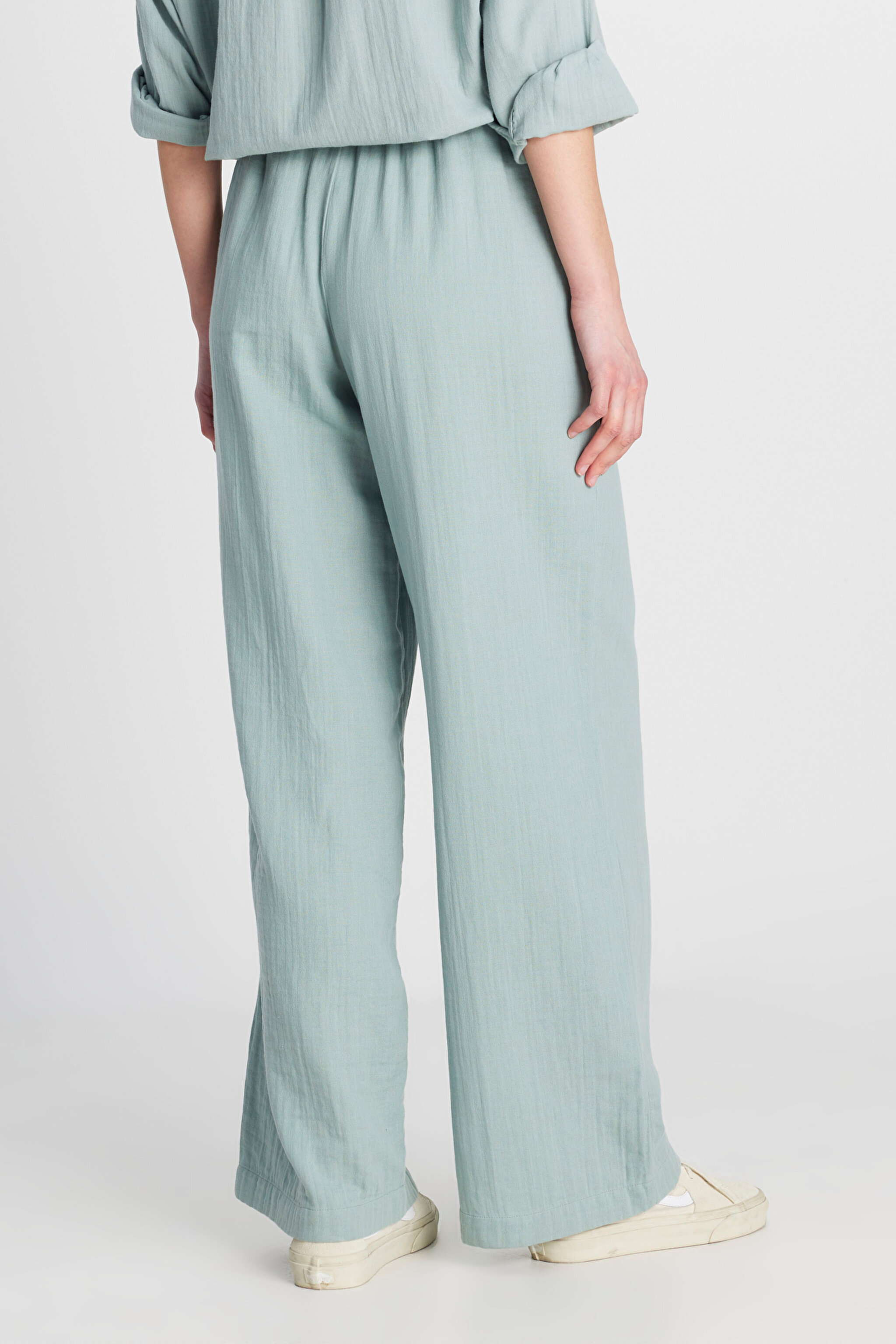 %100 Pamuk Regular Fit Normal Kesim Yüksek Bel Geniş Paça Müslin Desenli Yeşil Pantolon - Dark Green-W2510733826 (görsel 4)