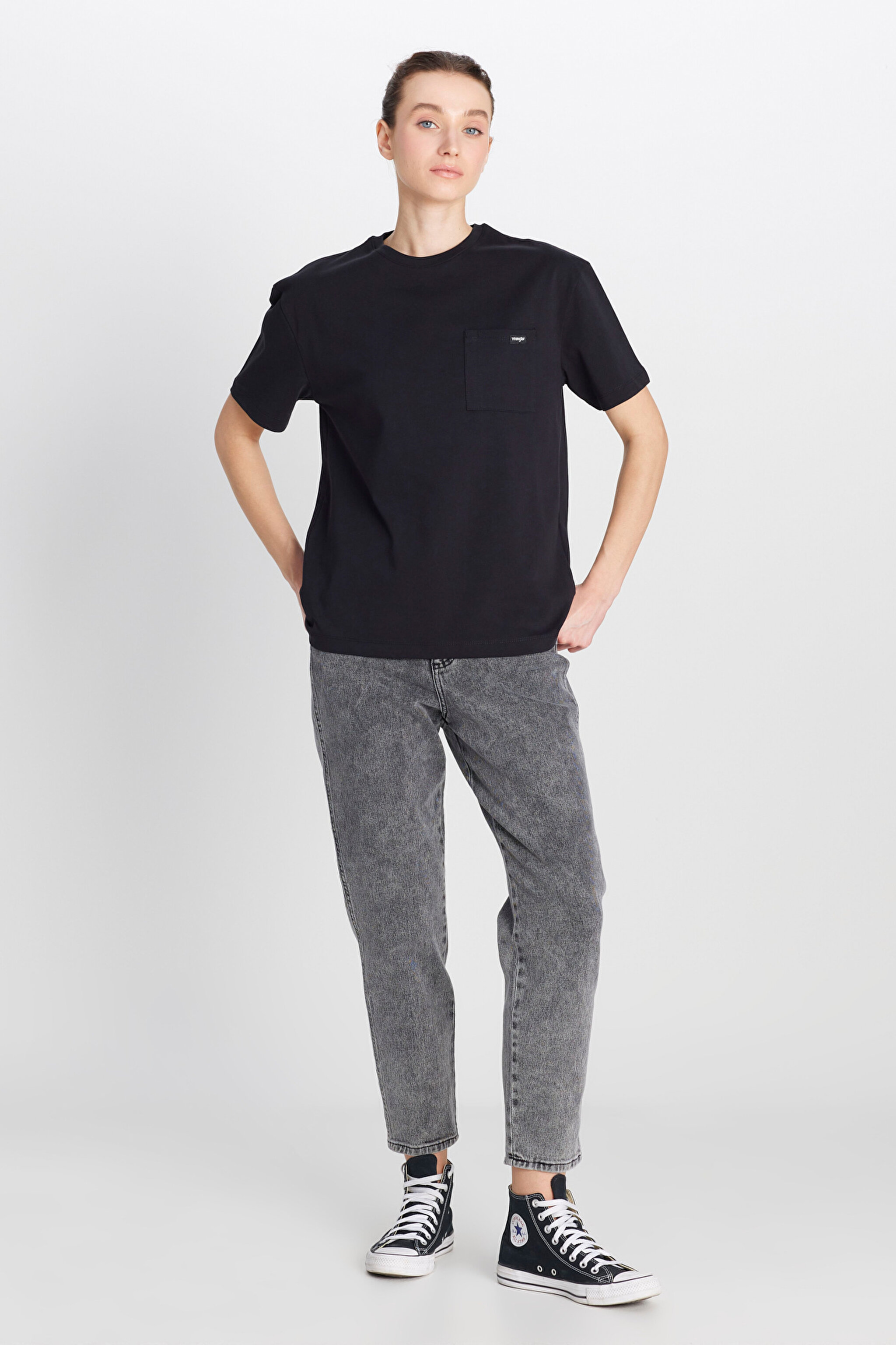 %100 Pamuk Regular Fit Normal Kesim Bisiklet Yaka Cep Detaylı Siyah Tişört - Black-W2510736001 (görsel 3)