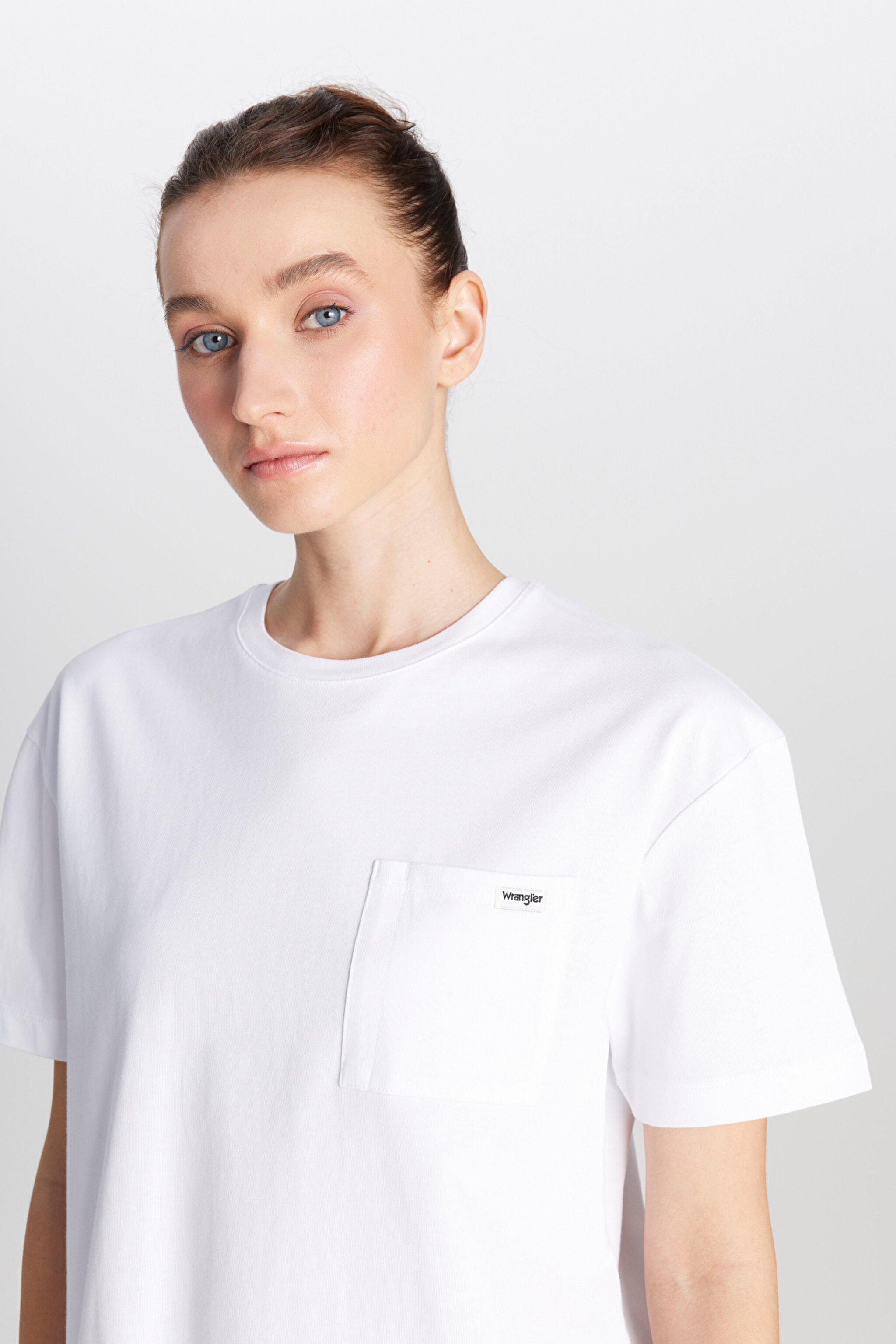 %100 Pamuk Regular Fit Normal Kesim Bisiklet Yaka Cep Detaylı Kırık Beyaz Tişört - Off White-W2510736102 (görsel 4)