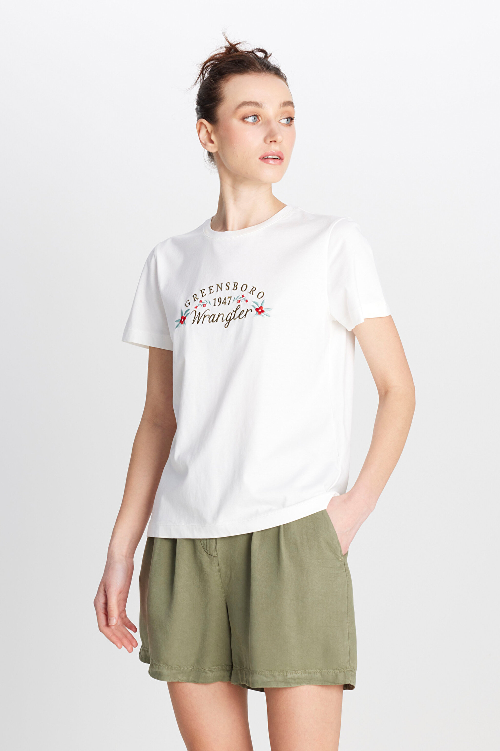 Regular Fit Normal Kesim Bisiklet Yaka %100 Pamuk Kırık Beyaz Tişört - Off White-W2510756102 (görsel 2)