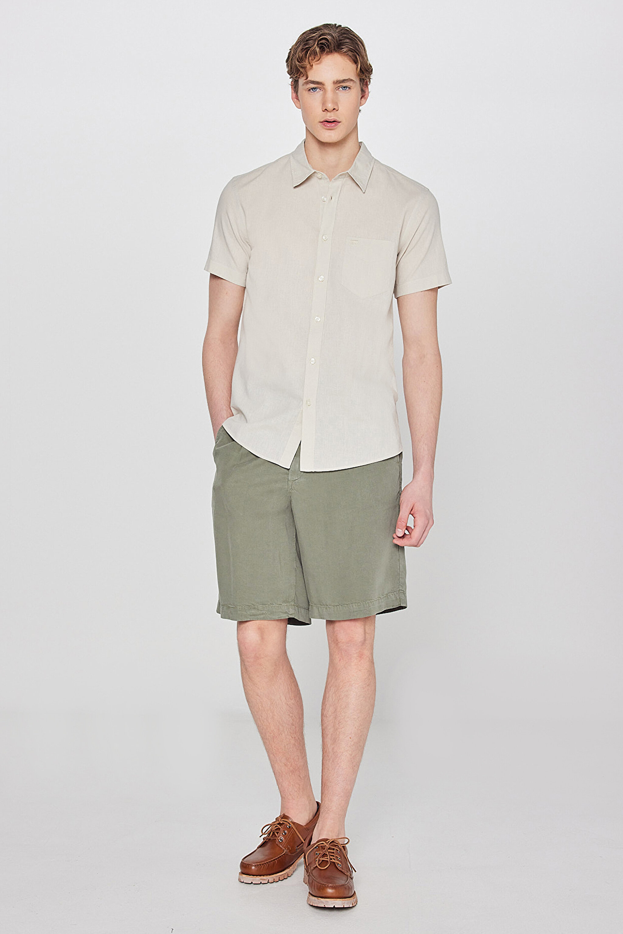 Regular Fit Normal Kesim Yumuşak Dokulu Haki Şort - Khaki-W2510773801 (görsel 2)