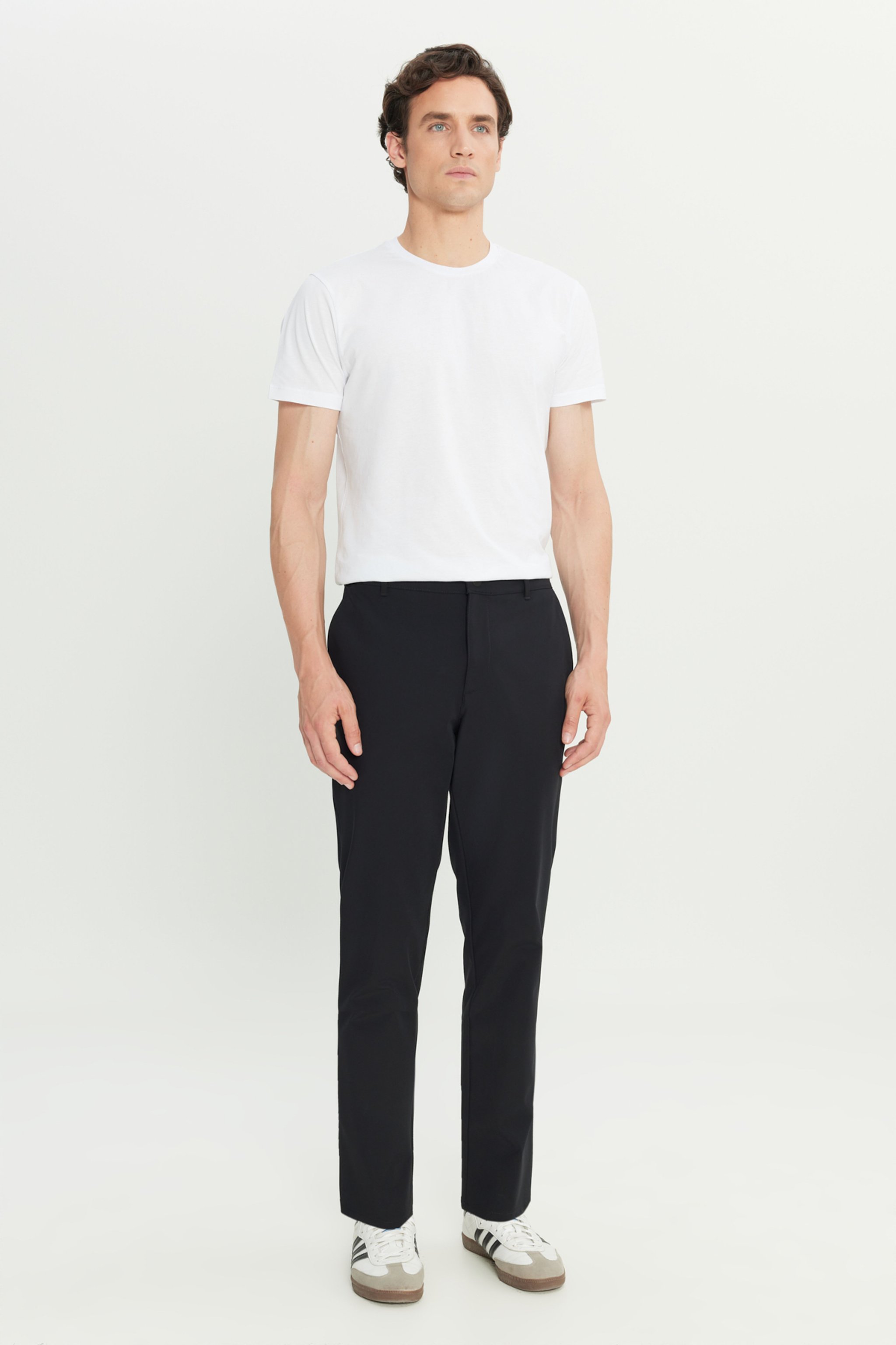 Regular Fit Normal Kesim Lastik Bel Detaylı Siyah Chino Pantolon - Black-W2510796001 (görsel 2)
