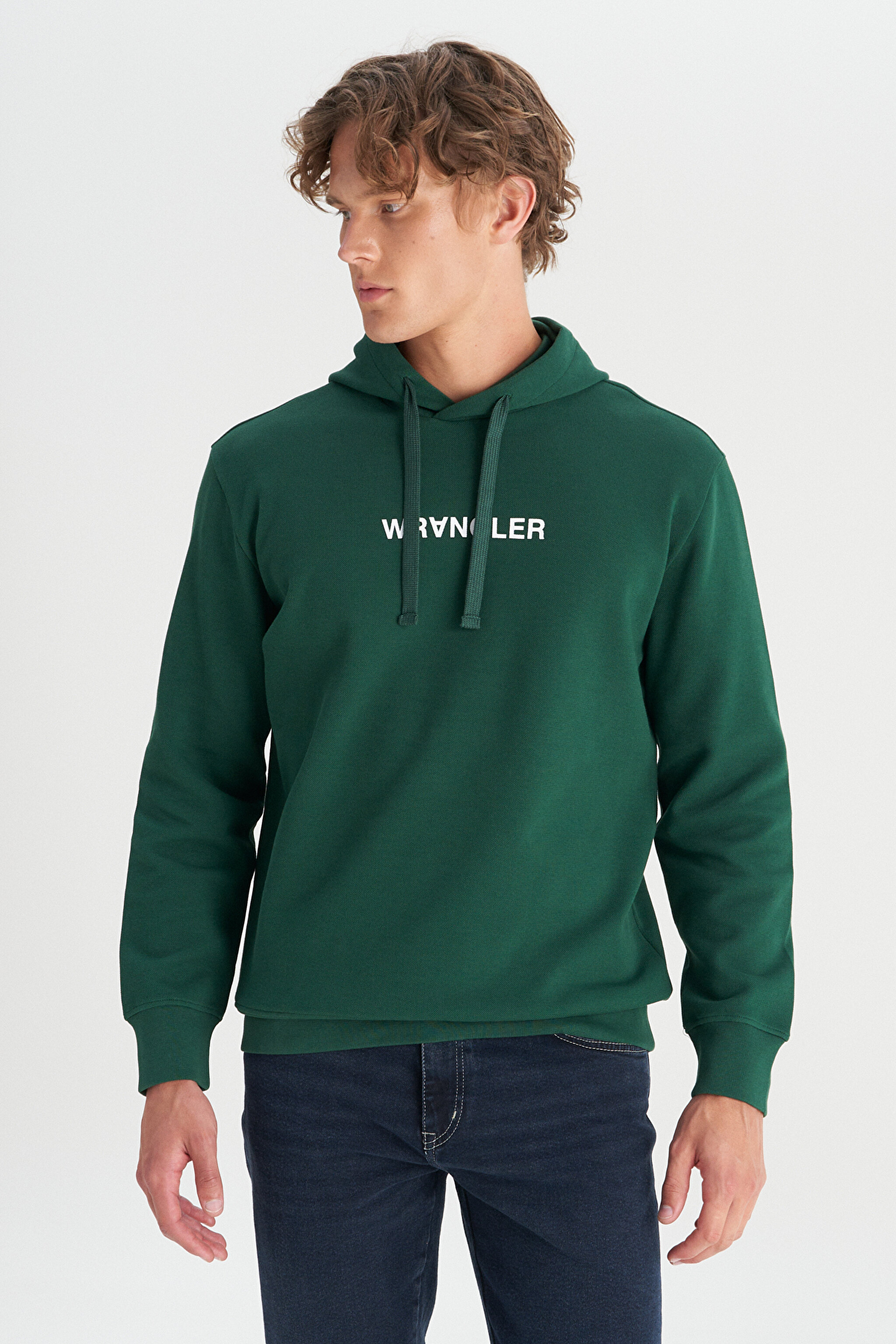 Pamuklu Regular Fit Normal Kesim Kapüşonlu Logo Detaylı Sweatshirt