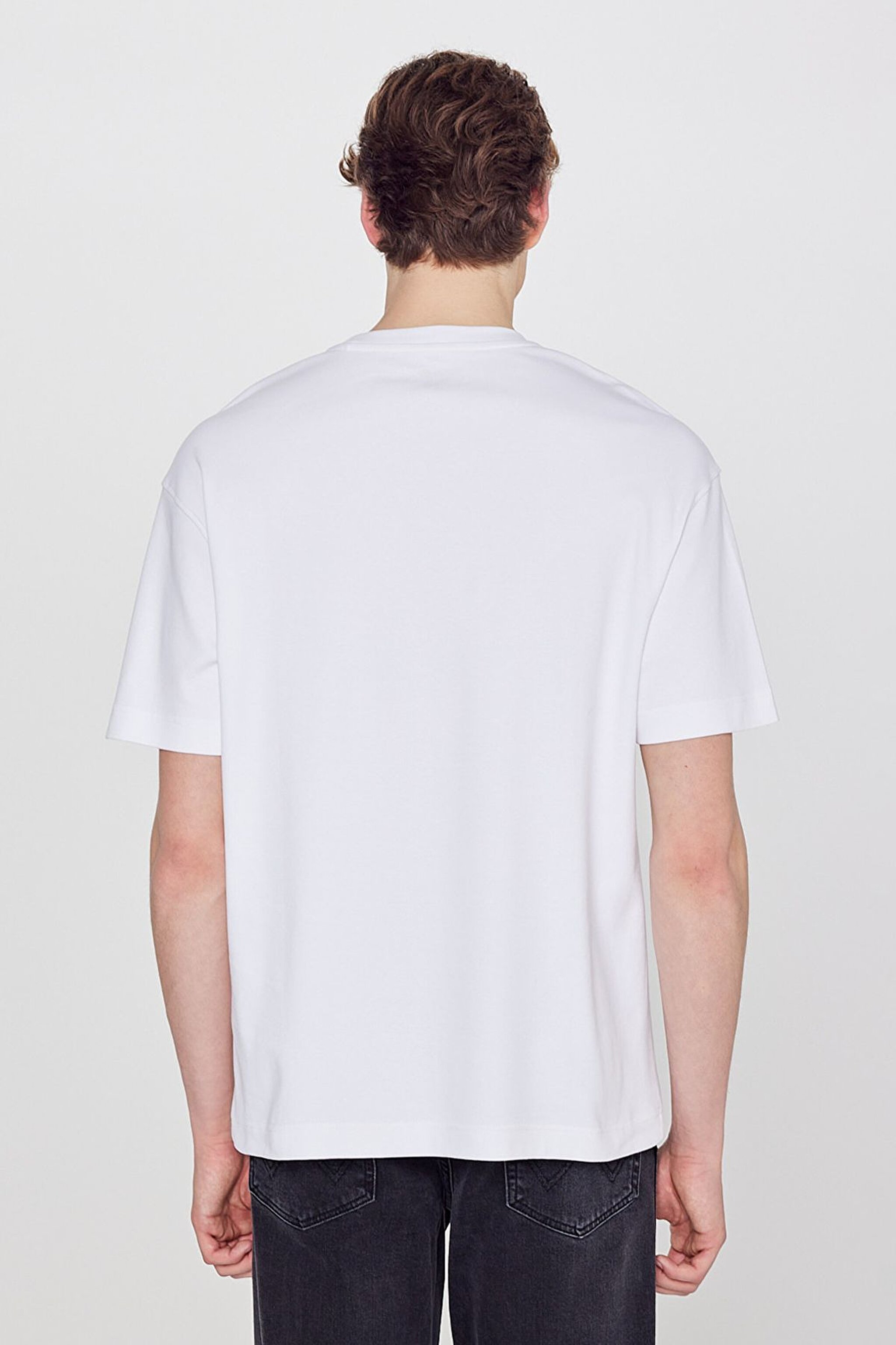 %100 Pamuk Relaxed Fit Rahat Kesim Bisiklet Yaka Minimal Logo Detaylı Tişört - Off White-W2520166102 (görsel 5)