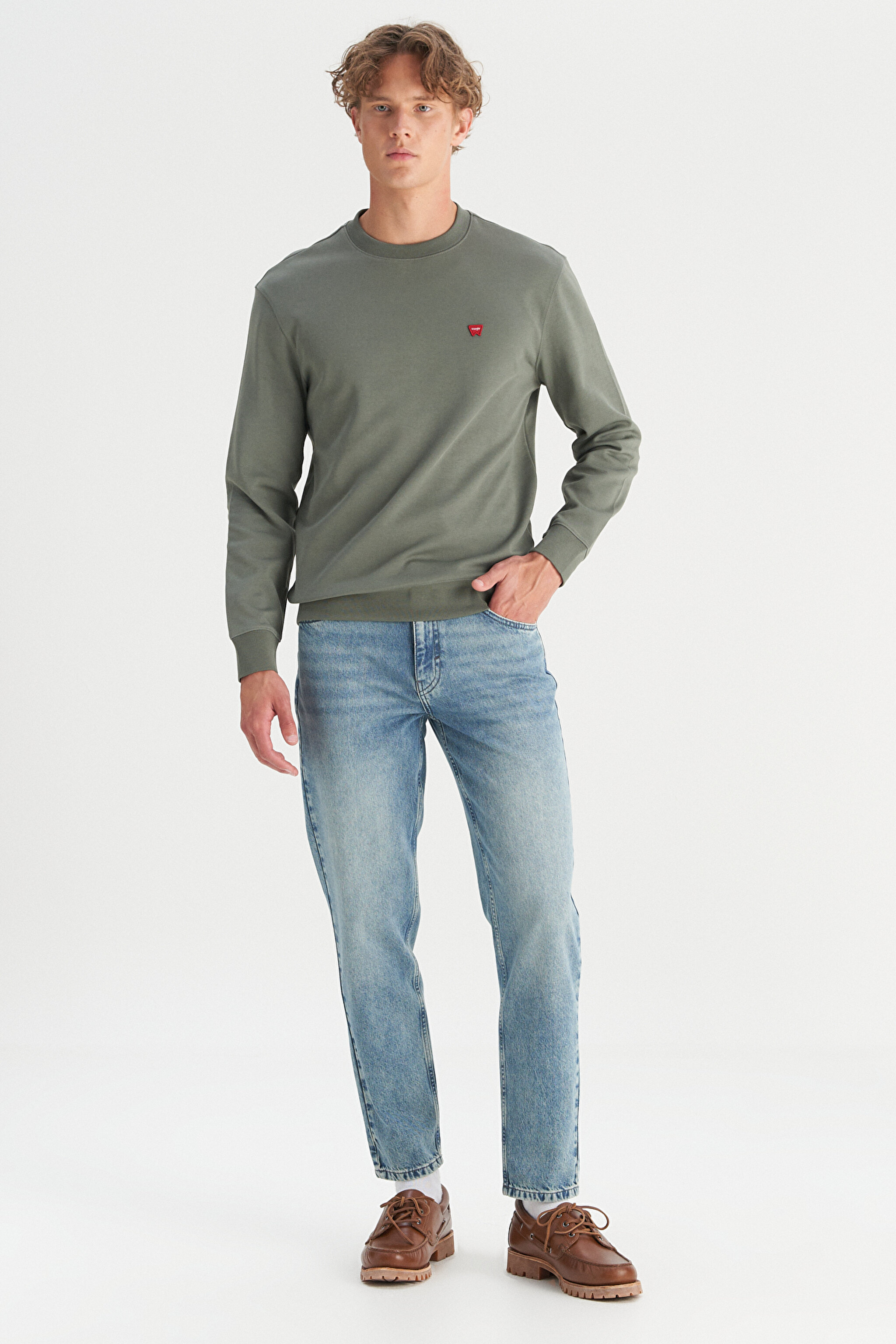 Pamuklu Regular Fit Normal Kesim Bisiklet Yaka Logo Detaylı
