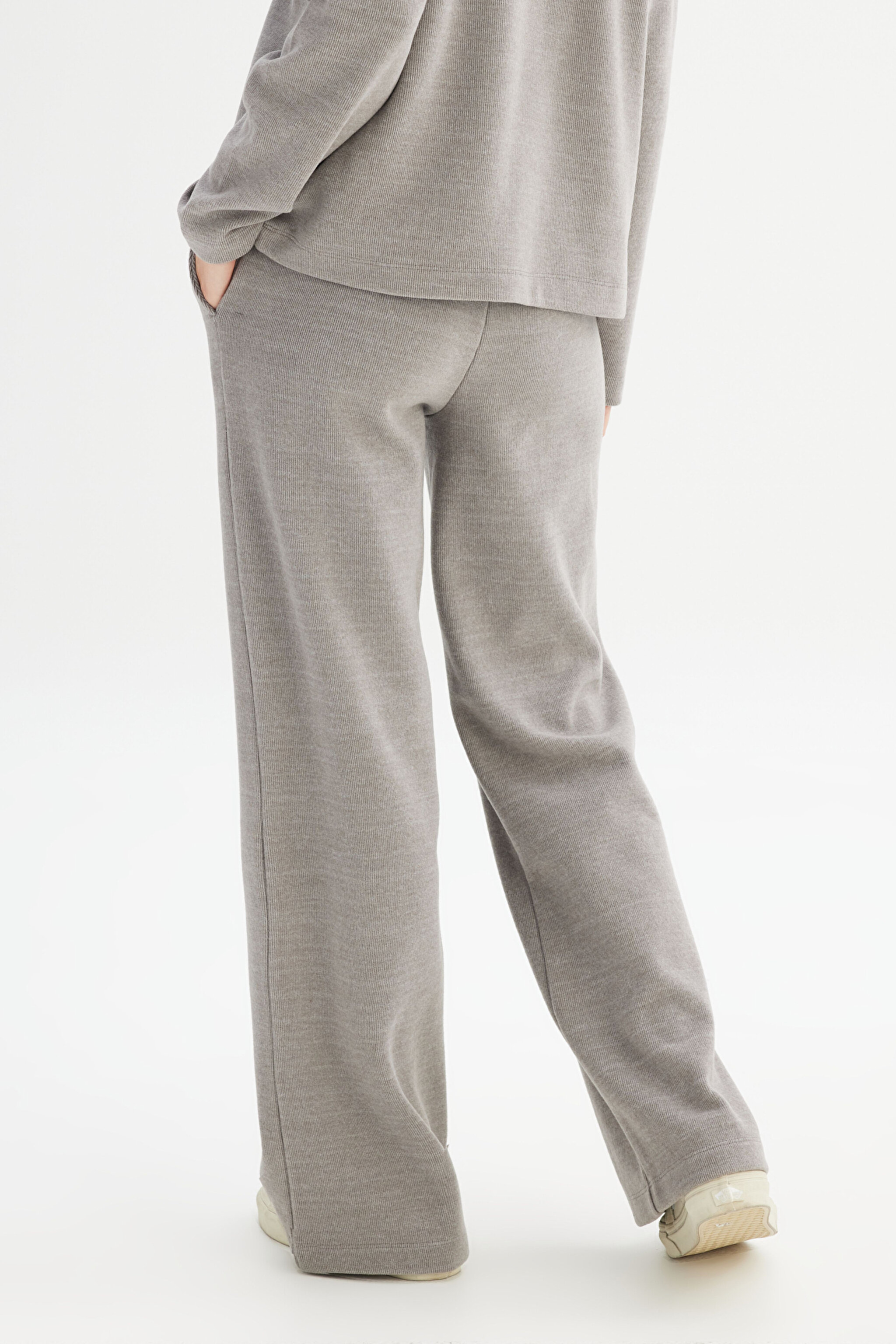 Straight Fit Düz Kesim Normal Bel Gri Sweatpant Eşofman Altı - Gray-W252038435 (görsel 5)
