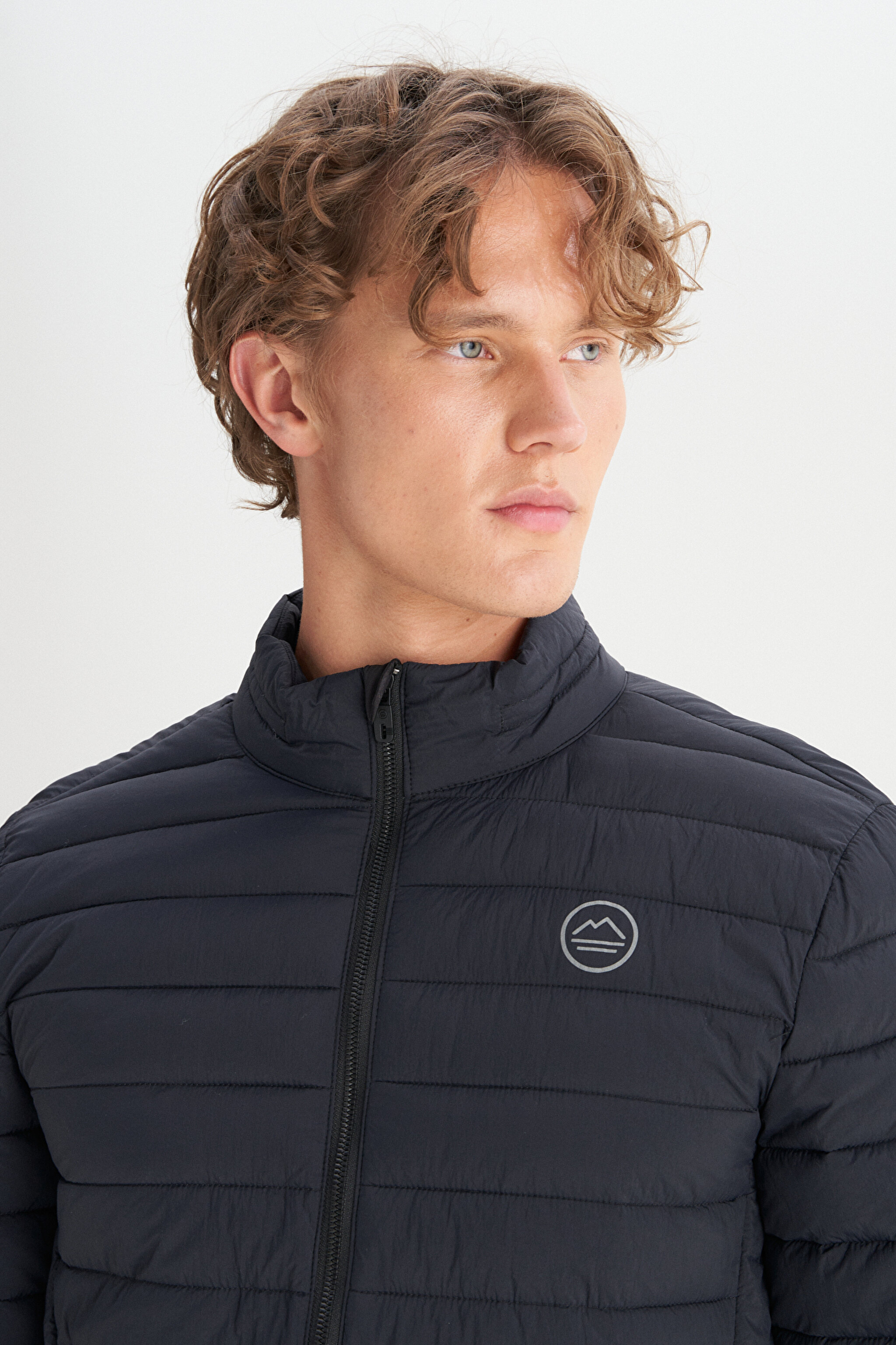 Regular Fit Normal Kesim Dik Yaka Cepli Şişme Mont - Black-W2520510001 (görsel 5)