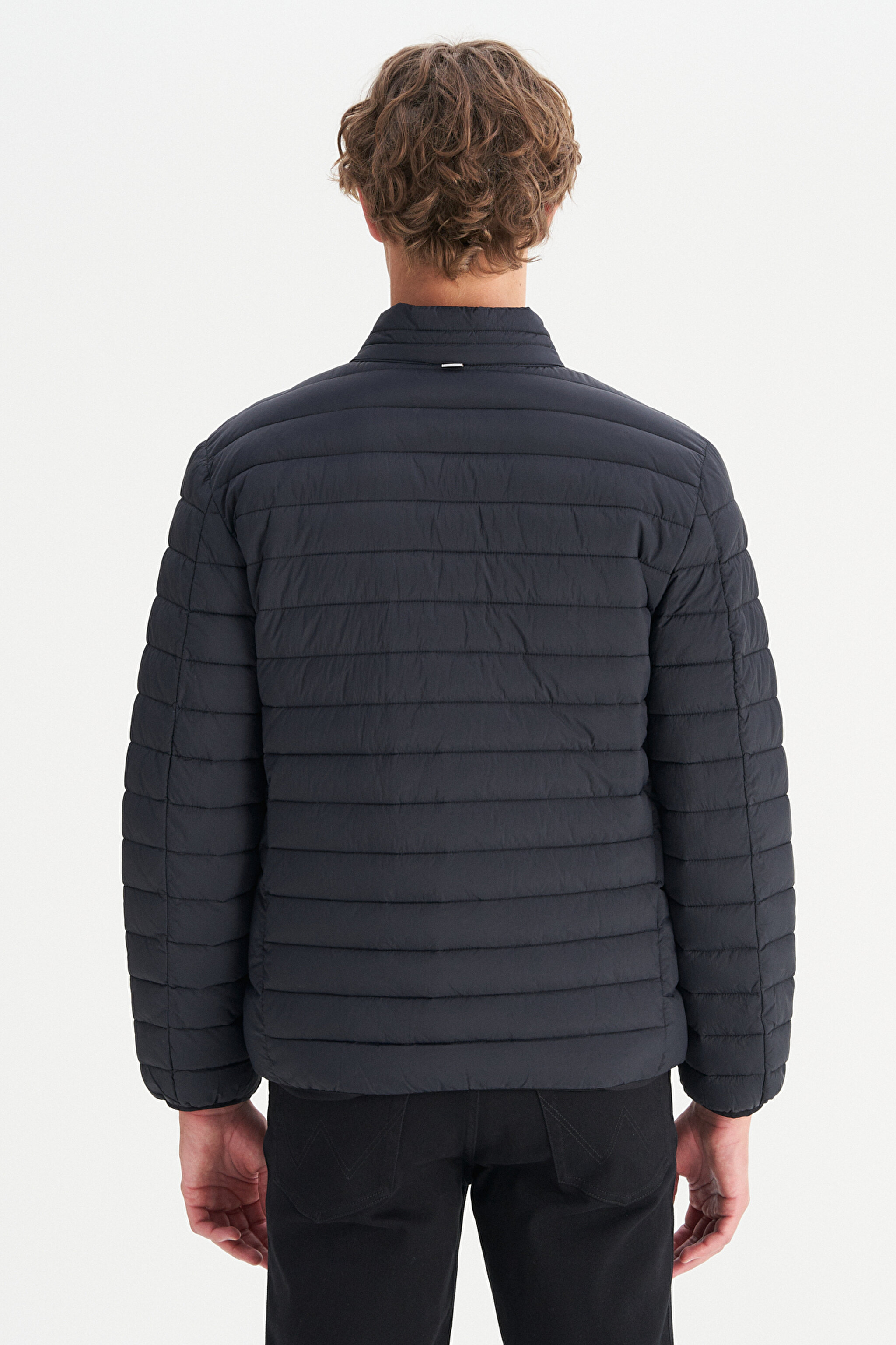 Regular Fit Normal Kesim Dik Yaka Cepli Şişme Mont - Black-W2520510001 (görsel 6)