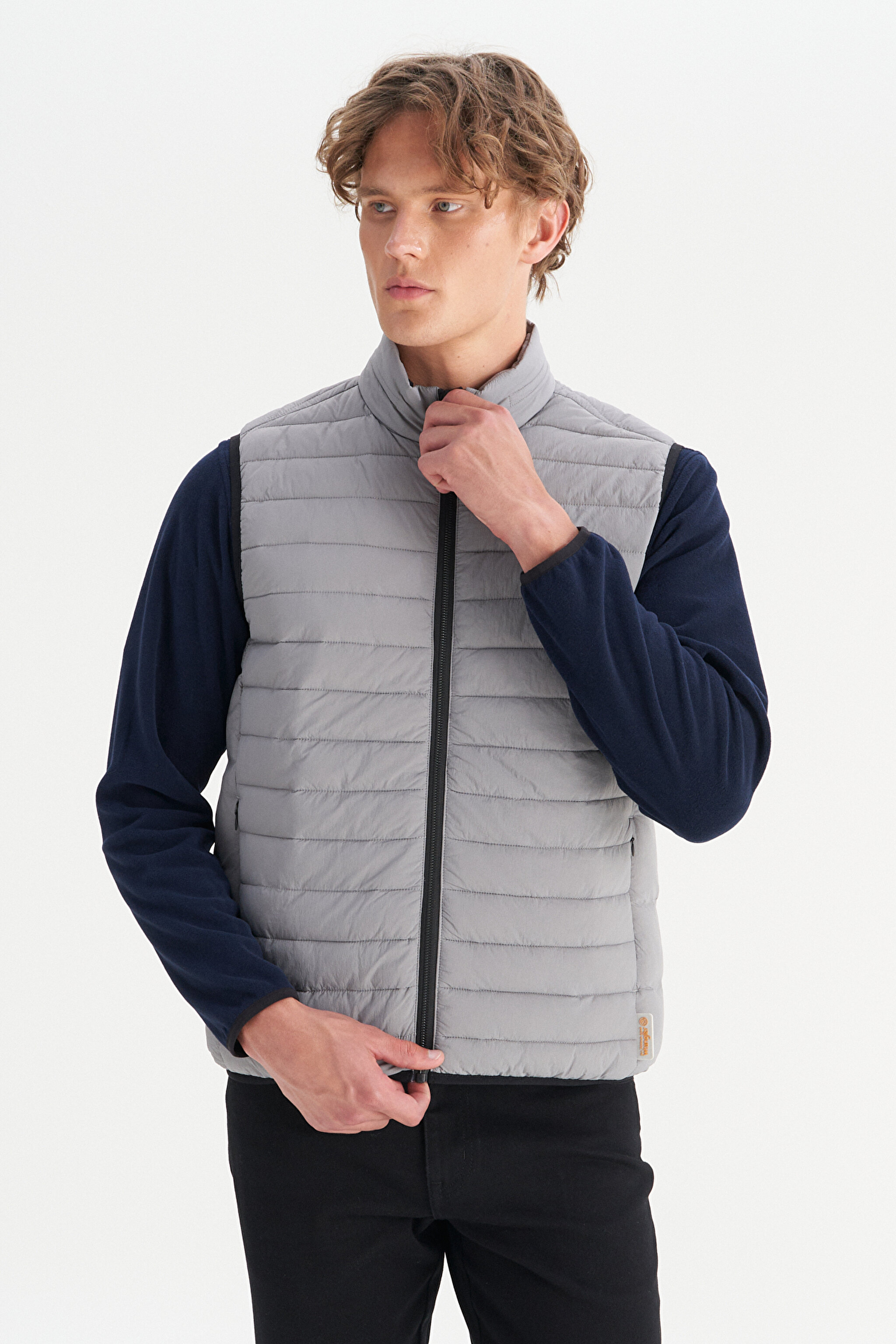 Regular Fit Normal Kesim Dik Yaka Cepli Şişme Yelek - Gray-W2520511035 (görsel 6)