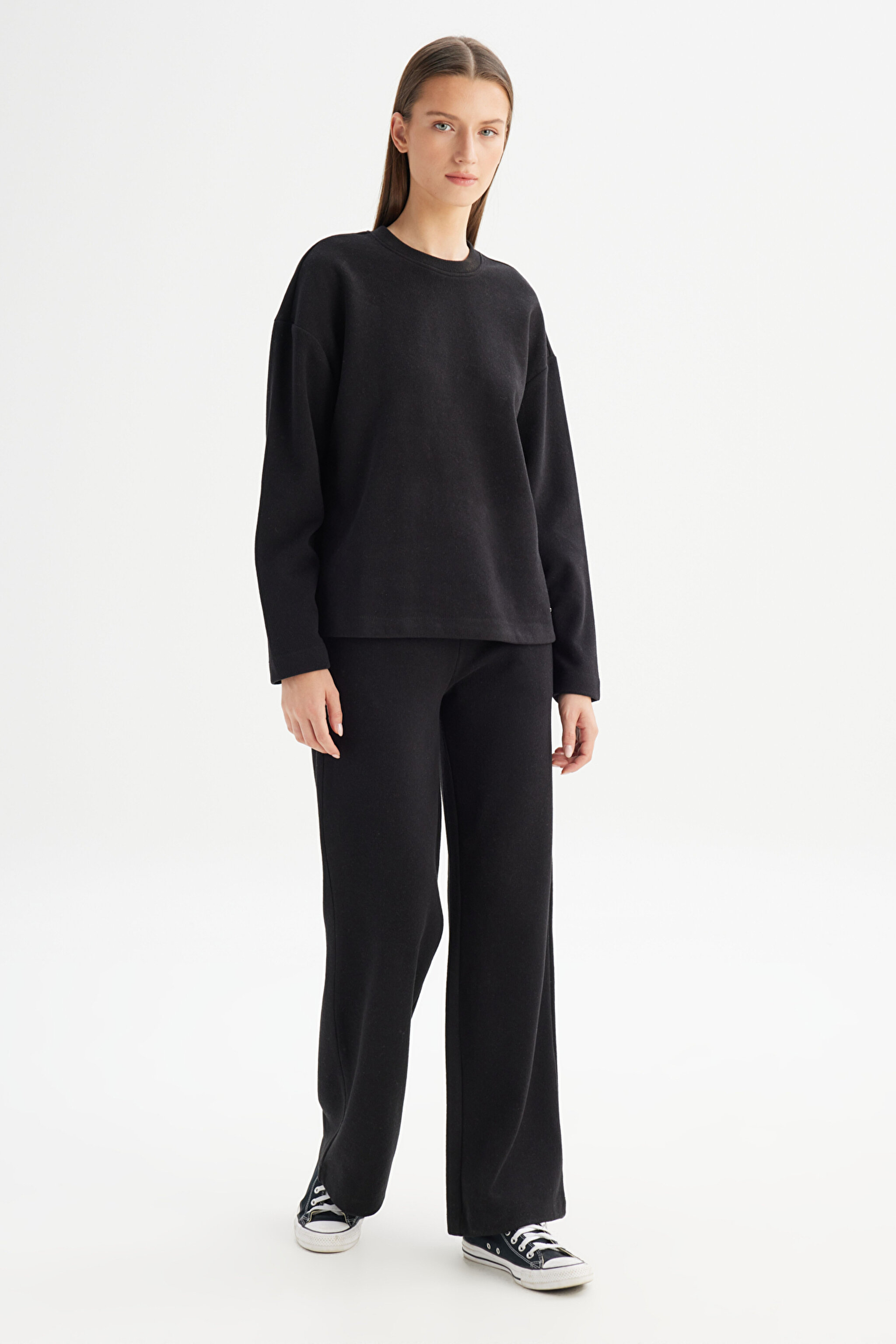 Loose Fit Rahat Kesim Bisiklet Yaka Siyah Triko Kazak - Black-W2520564001 (görsel 2)