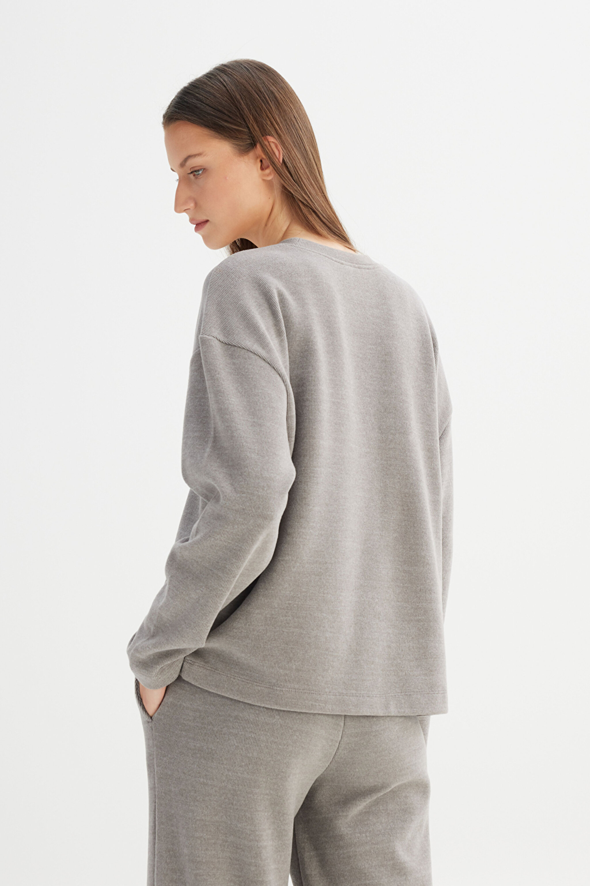 Loose Fit Rahat Kesim Bisiklet Yaka Gri Triko Kazak - Gray-W252056435 (görsel 6)