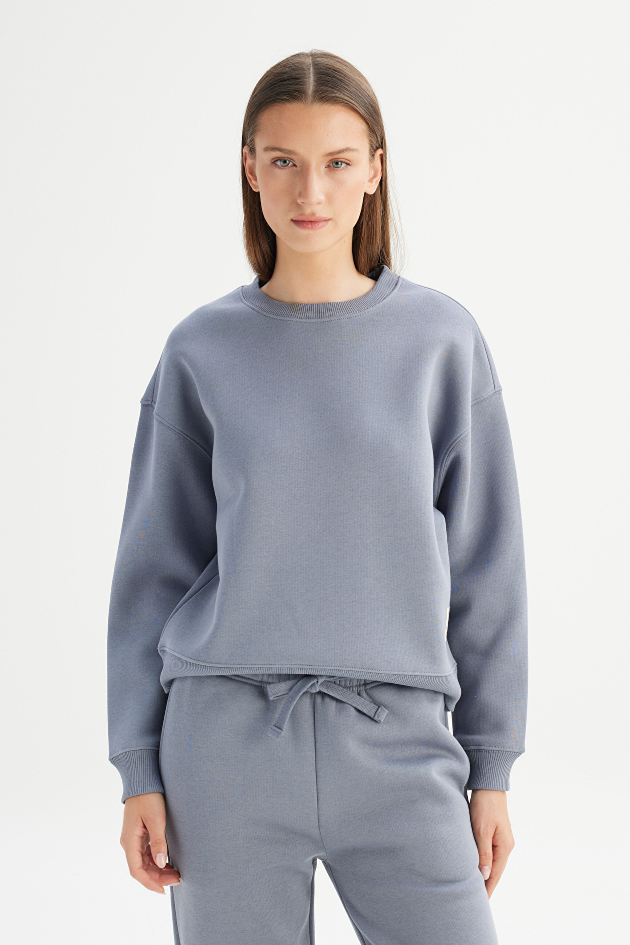 Relaxed Fit Geniş Kesim Bisiklet Yaka İçi Polarlı Mavi Sweatshirt - Blue-W2520586400