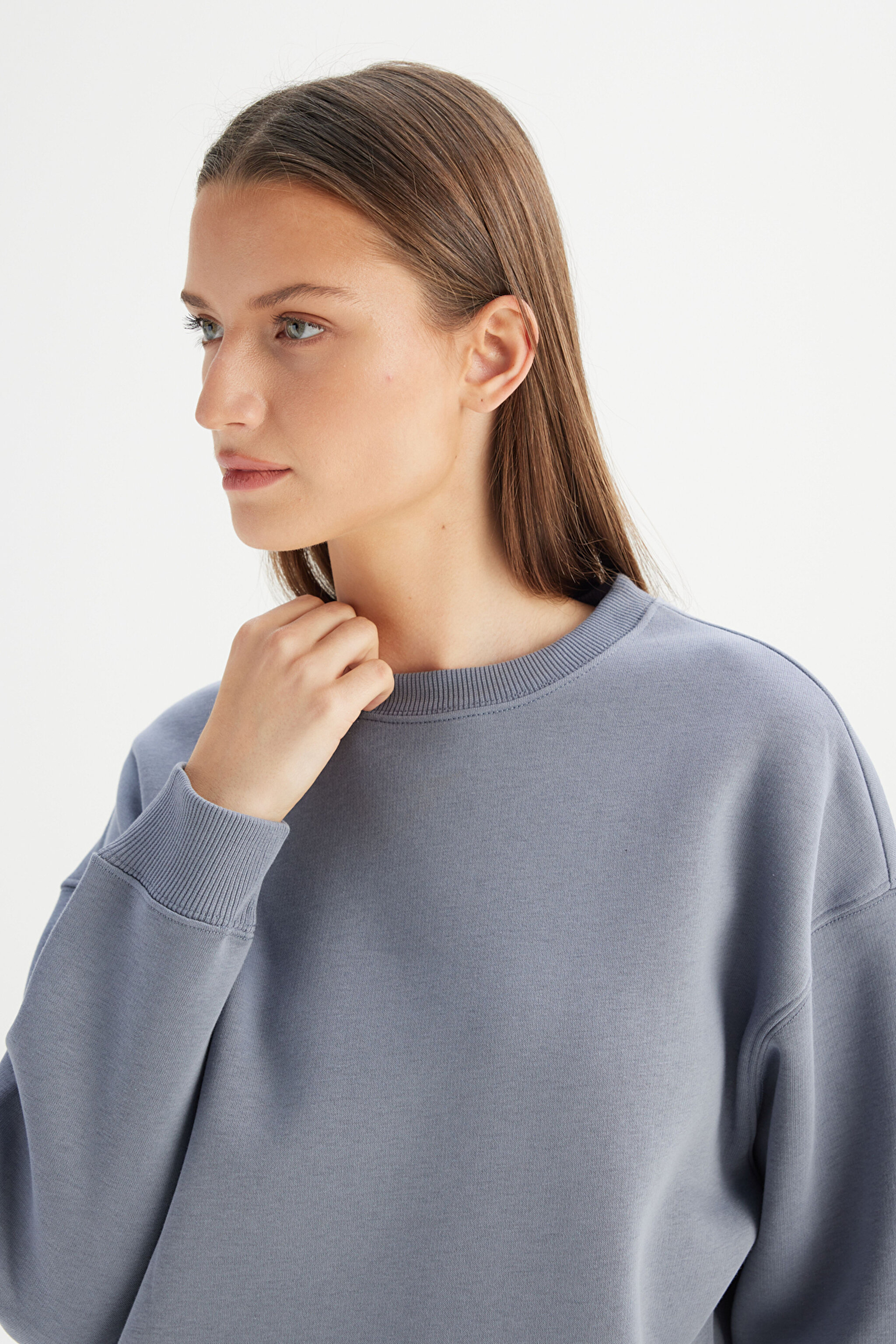 Relaxed Fit Geniş Kesim Bisiklet Yaka İçi Polarlı Mavi Sweatshirt - Blue-W2520586400 (görsel 4)