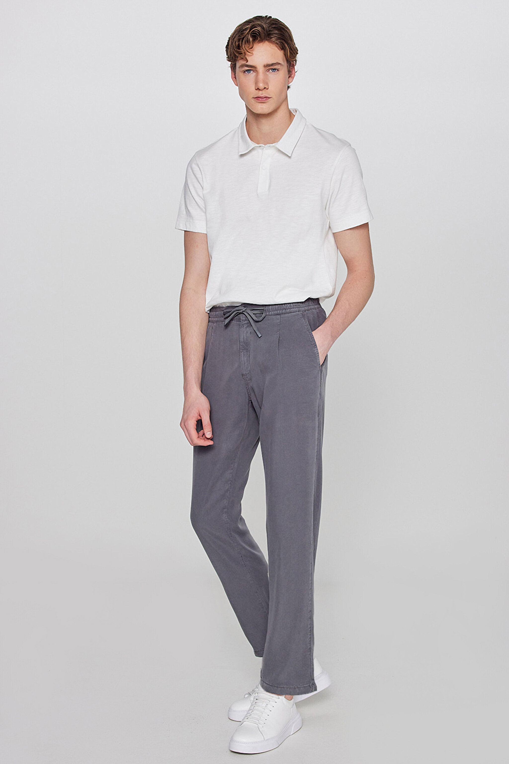 Regular Fit Normal Kesim Yumuşak Dokulu Siyah Pantolon - Dark Grey-W261016793 (görsel 2)