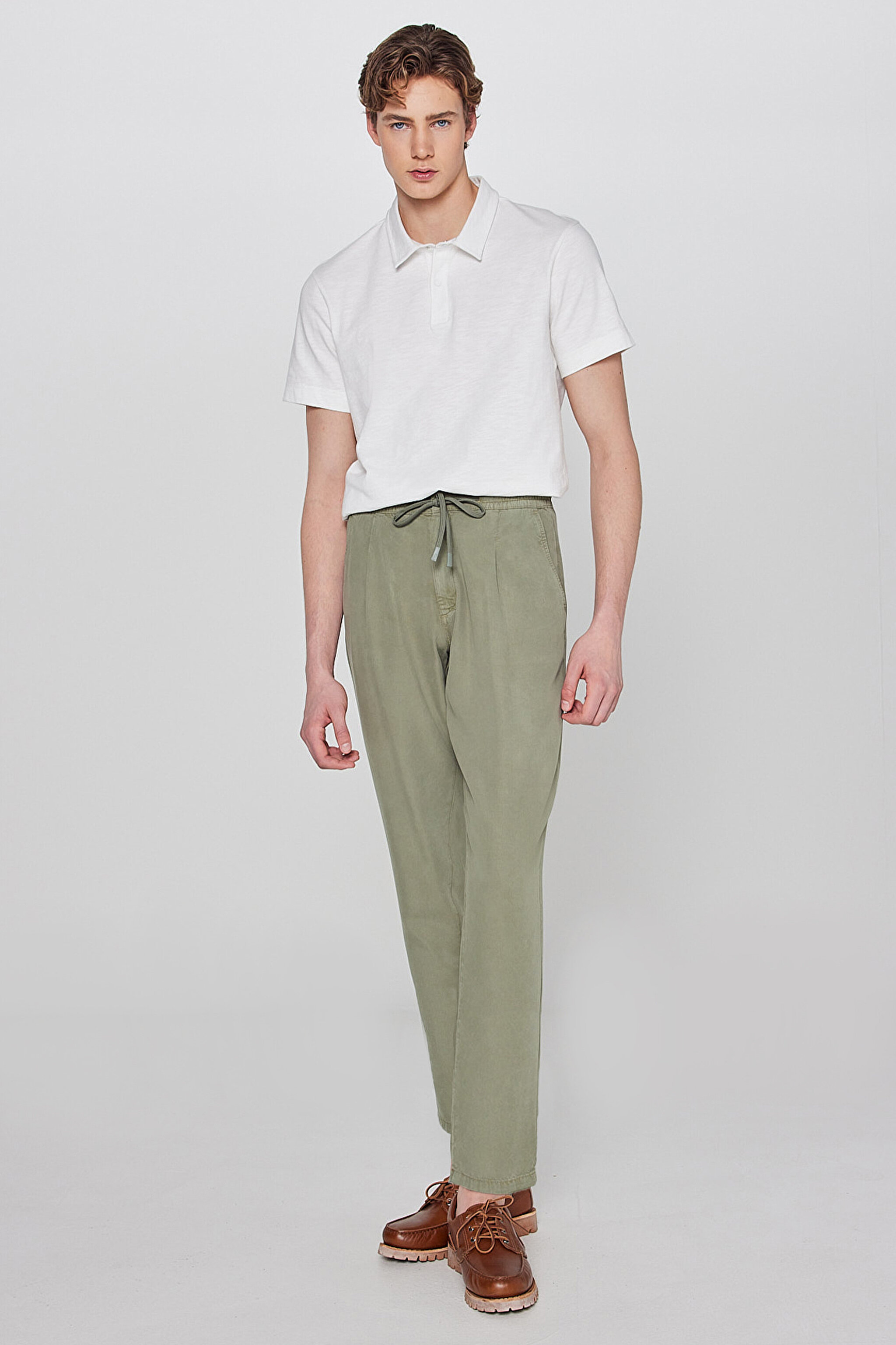 Regular Fit Normal Kesim Yumuşak Dokulu Siyah Pantolon - Dusty Olive-W2610167X45 (görsel 2)