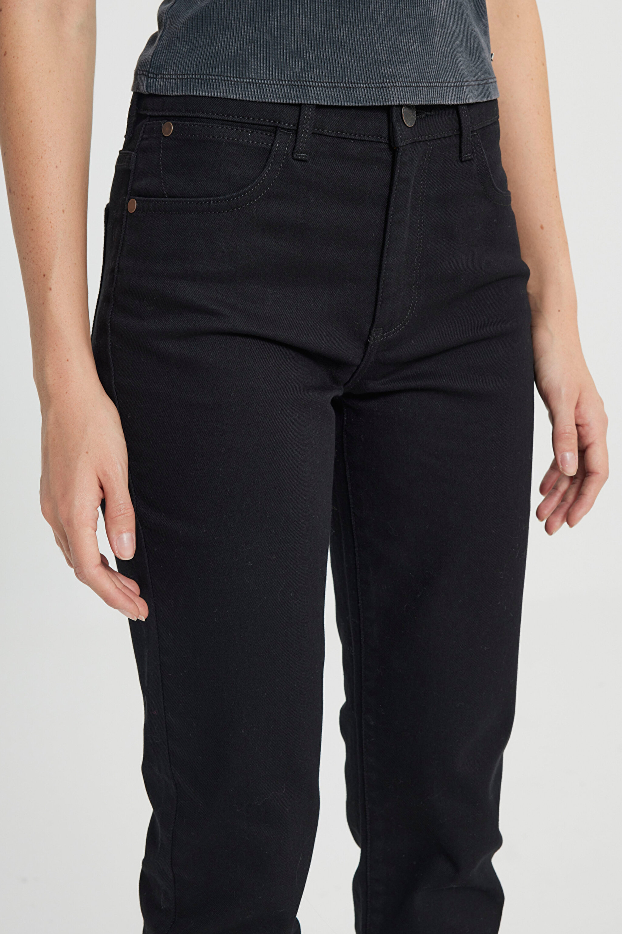 Straight Fit Düz Kesim Yüksek Bel Düz Paça Siyah Jean Kot Pantolon - Black-W26R2003001 (görsel 5)