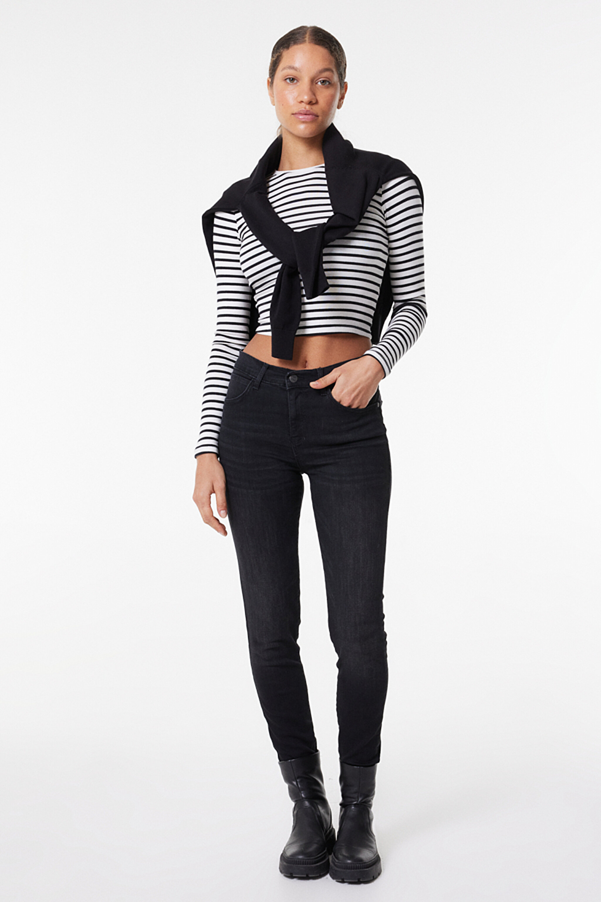 Skinny Fit Dar Kesim Yüksek Bel Siyah High Rise Esnek Jean Denim Kot Pantolon - Black-W27H019001 (görsel 2)