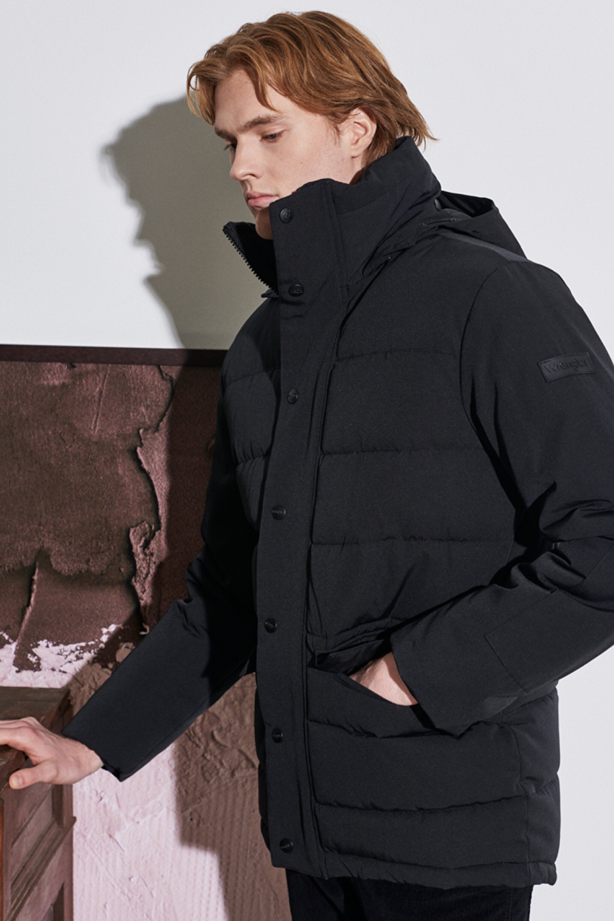 Regular Fit Normal Kesim Kapüşonlu Tam Fermuarlı Siyah Şişme Mont - Black-W2B2WW100 (görsel 2)