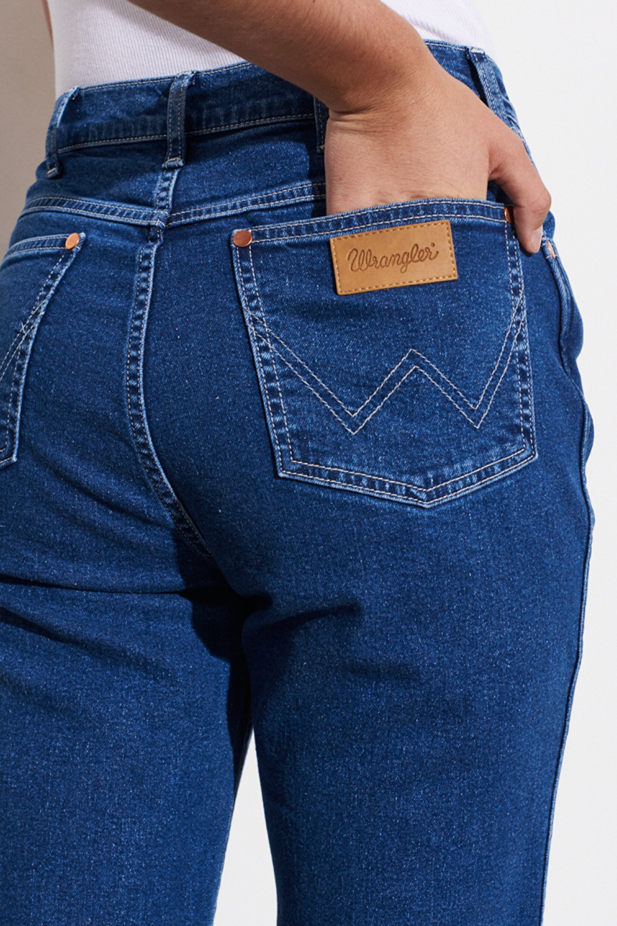 Wild West Fit Yüksek Bel Düz Paça Esnek Jean Kot Pantolon - Blue Dip-W2H2JH43G (görsel 4)