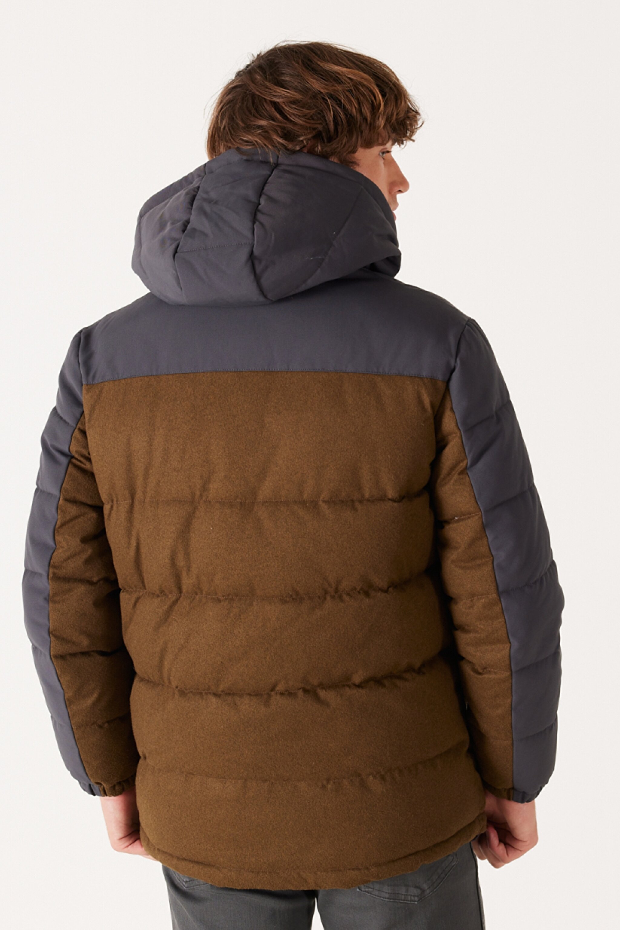 Regular Fit Normal Kesim Kapüşonlu Gri Şişme Mont - Faded Black-W40LWPXV6 (görsel 7)