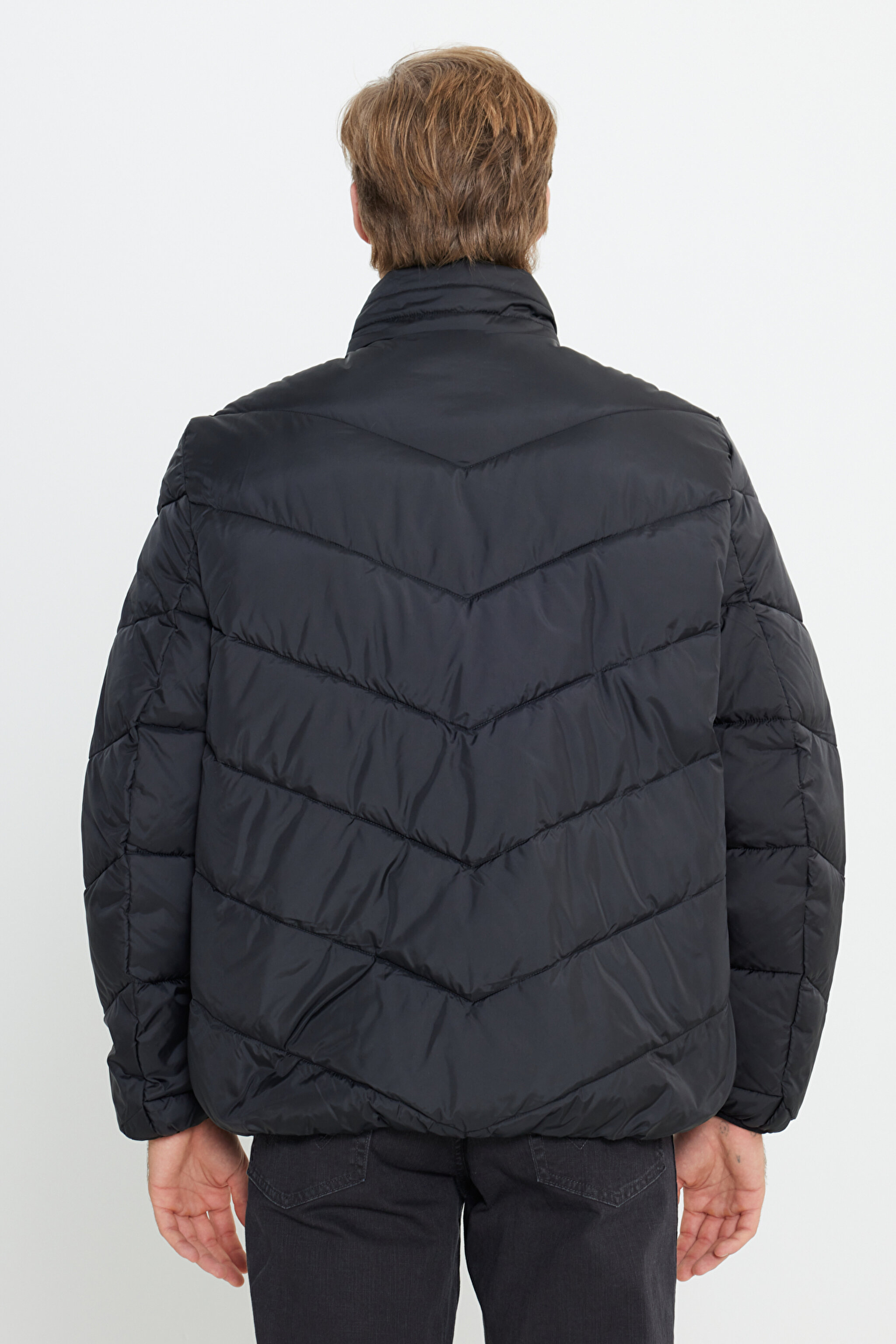 Regular Fit Normal Kesim Dik Yaka Siyah Şişme Mont - Black-W40YWA100 (görsel 5)