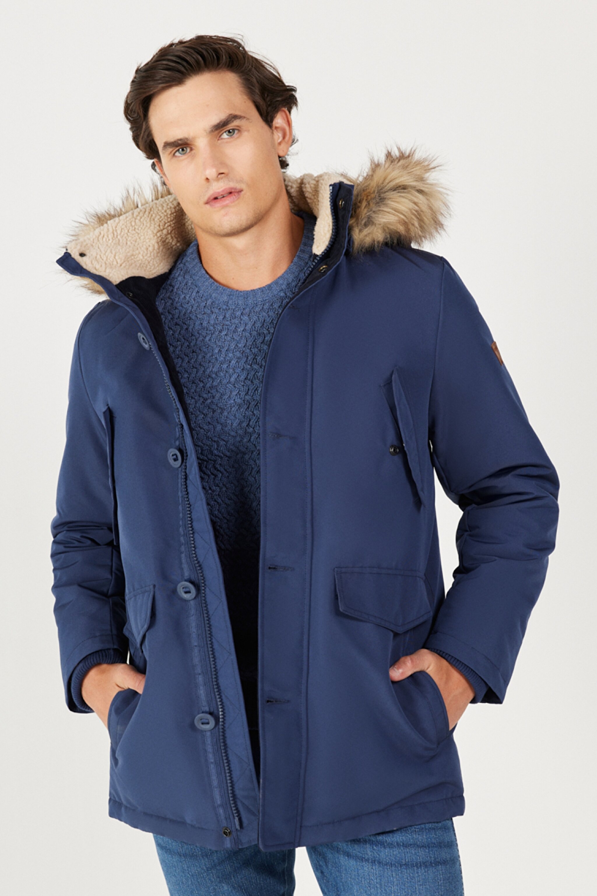 Regular Fit Normal Kesim Dik Yaka Lacivert Parka Ceket