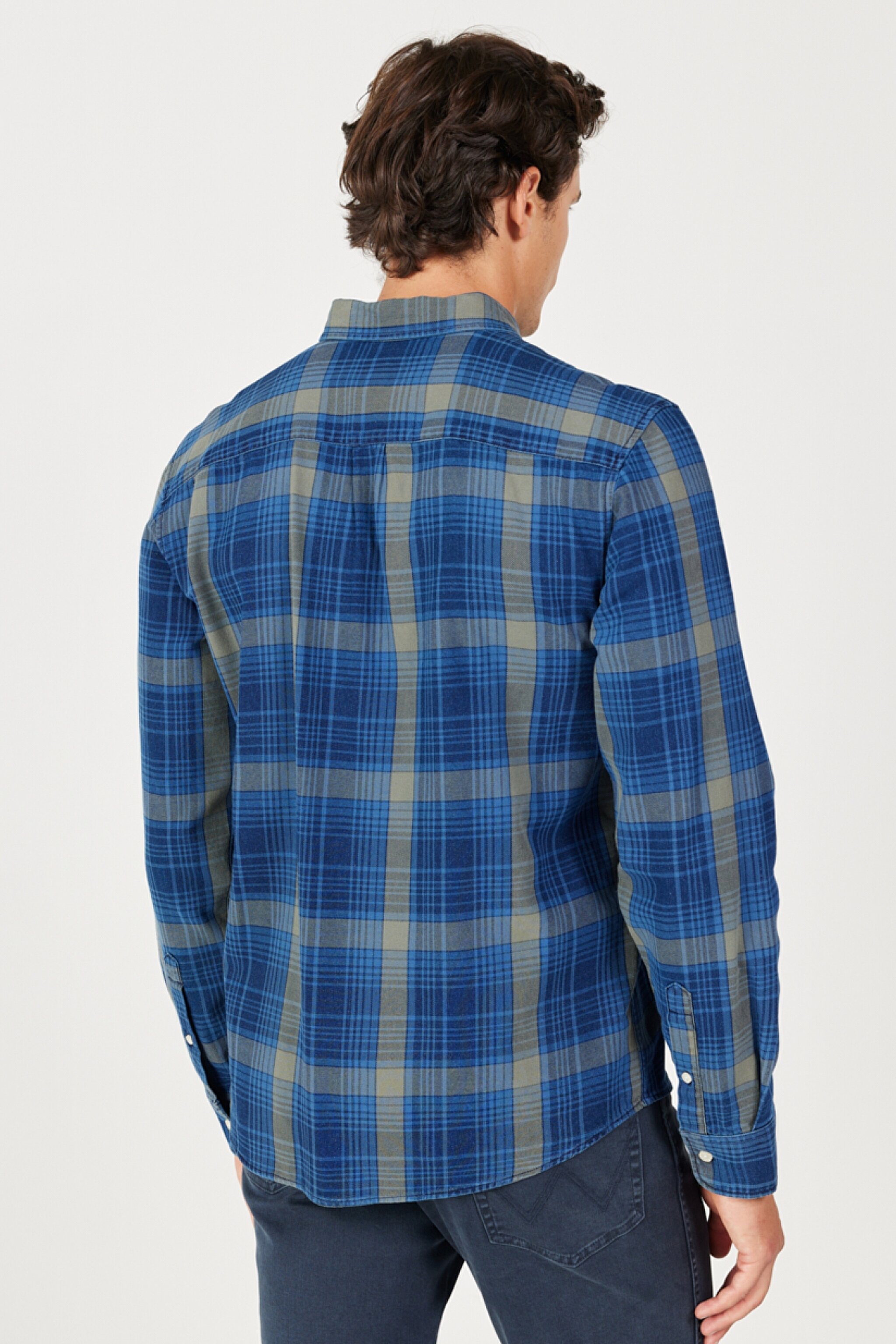 Regular Fit Normal Kesim %100 Pamuk Şardonlu Lacivert Ekoseli Uzun Kollu Gömlek - Dark Indigo-W5B15VX1E (görsel 6)